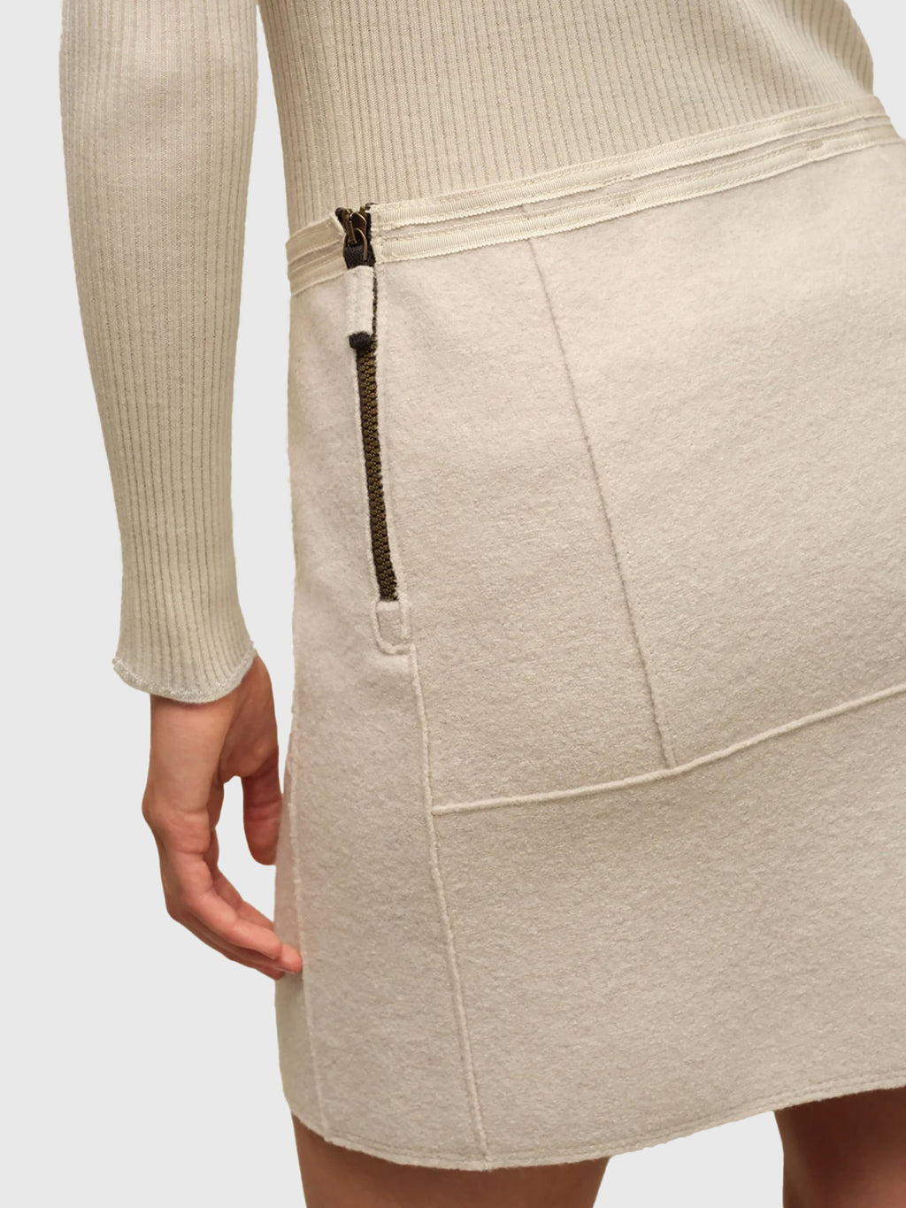 385129_x2350SANDSTONE-alt1