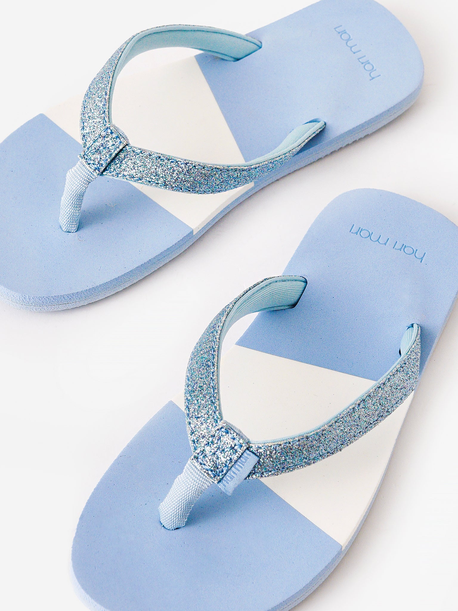 Hari Mari Kids' Meadows Asana Glitter Flip Flop - Saint Bernard