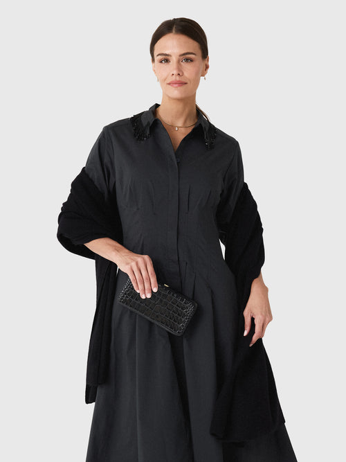 White & Warren Women's Cashmere Travel Wrap - Saint Bernard