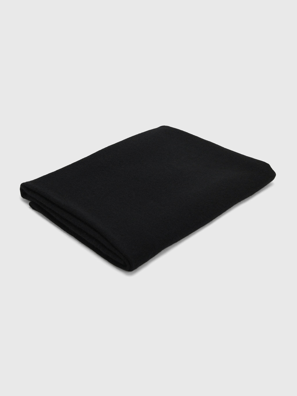White & Warren Women's Cashmere Travel Wrap - Saint Bernard