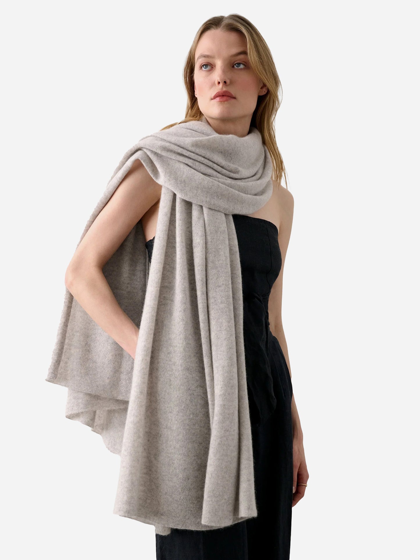 White + Warren Cashmere Travel Wrap - Saint Bernard
