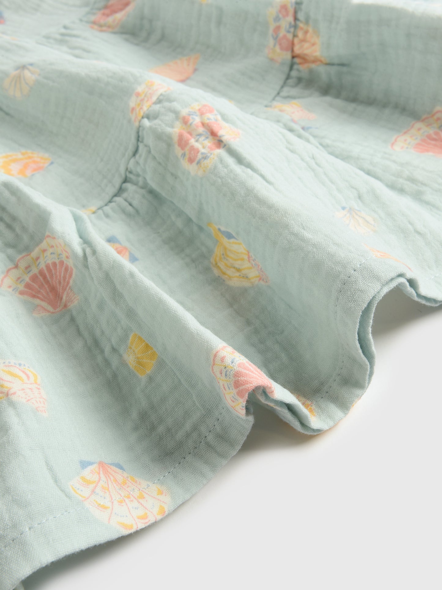 480-S25-PRExGREY-alt2