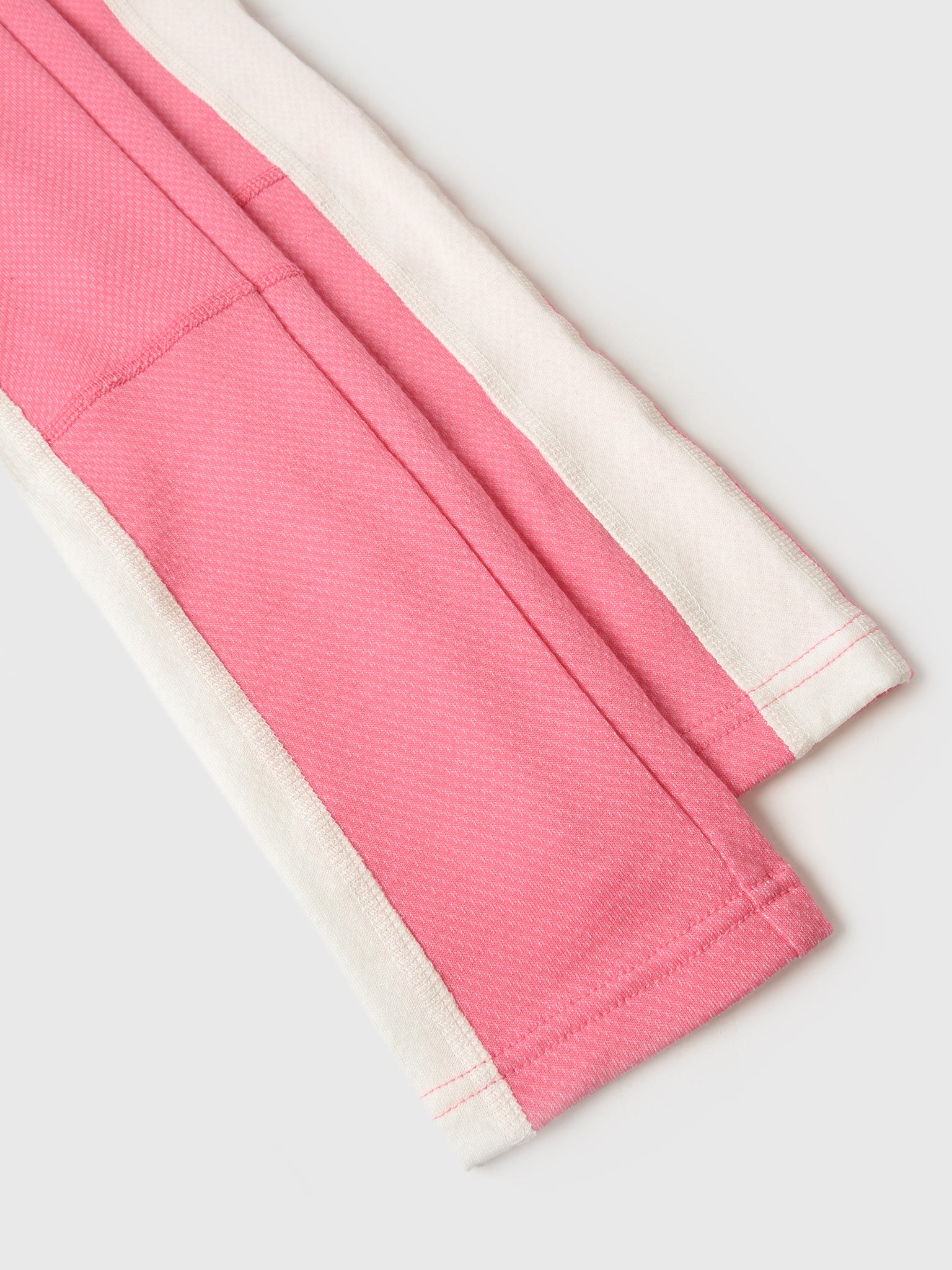 48179xSUGARPINKSNOWFLAKEAOP-alt4