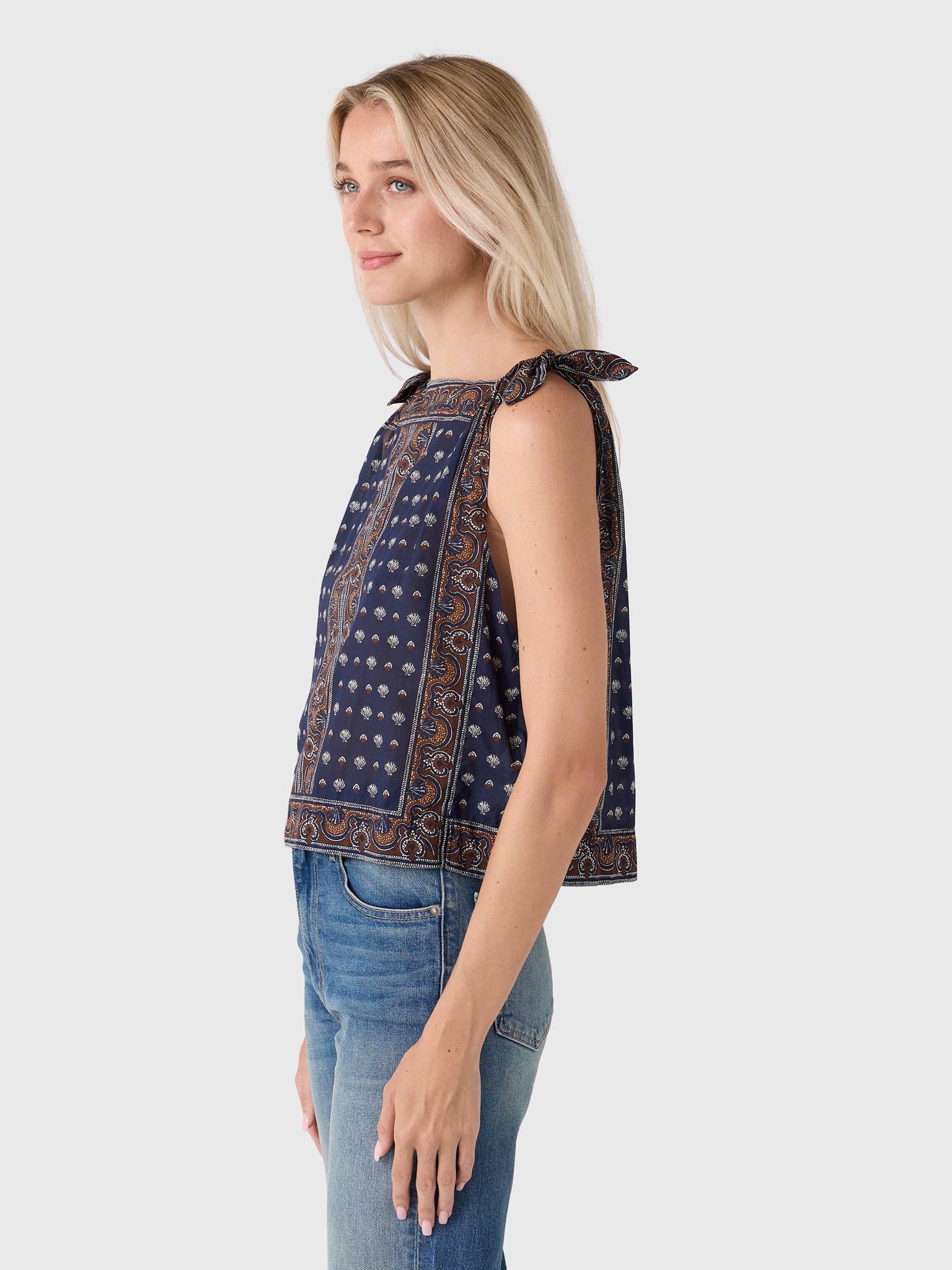 DÔEN Women's Amalia Top - Saint Bernard