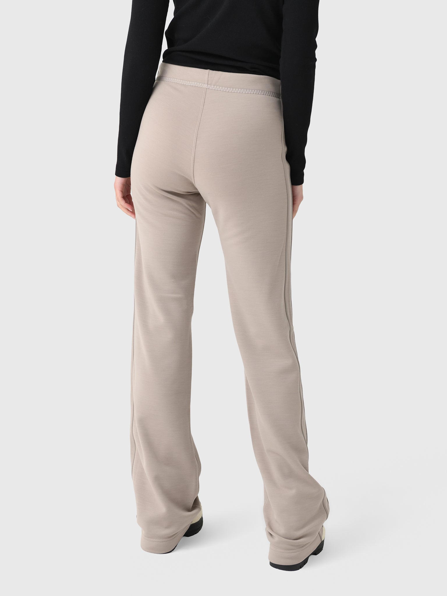 491624x310CASHMERE-alt2