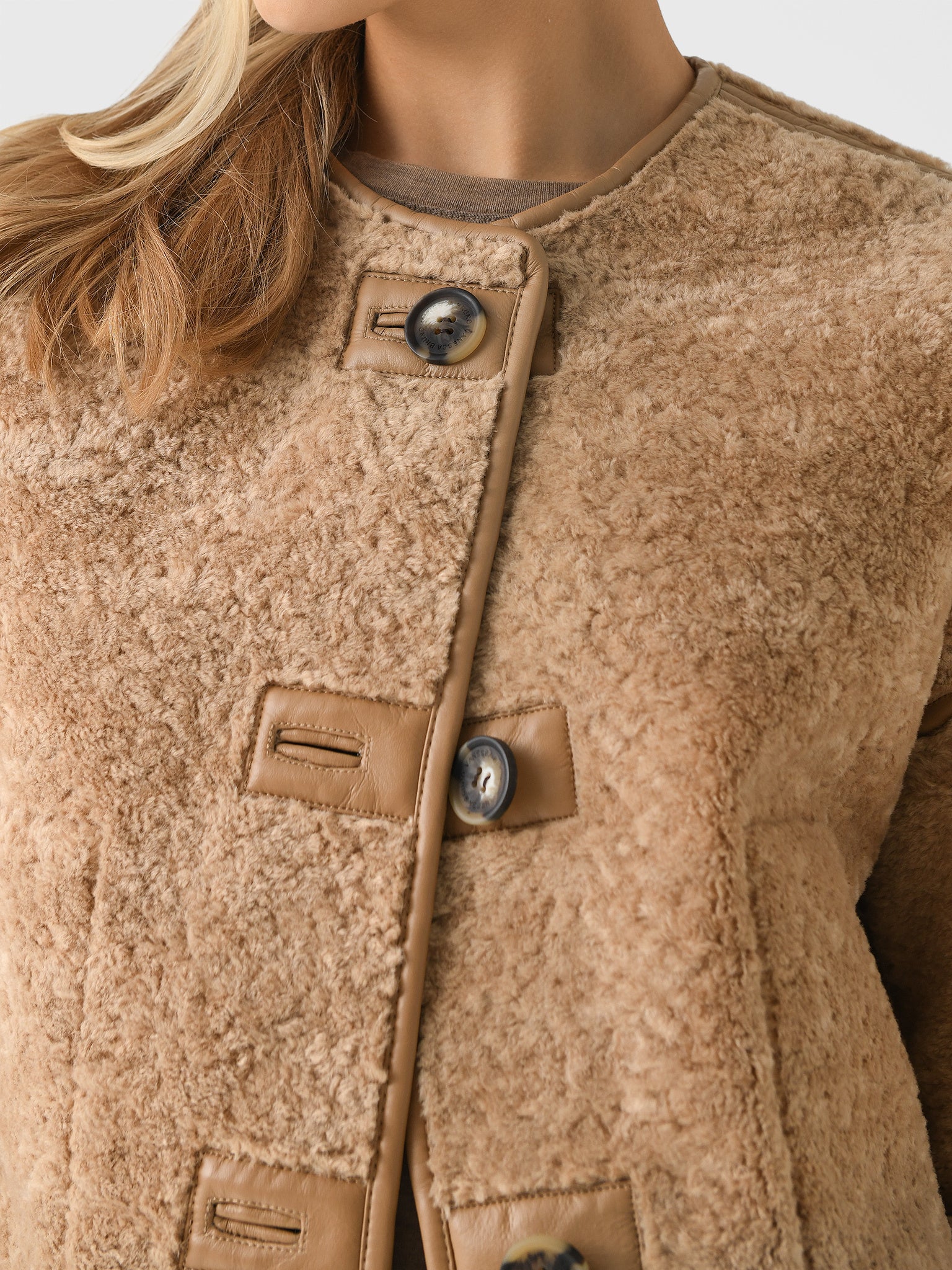 4HVA41-V03718xBISCUIT-alt4