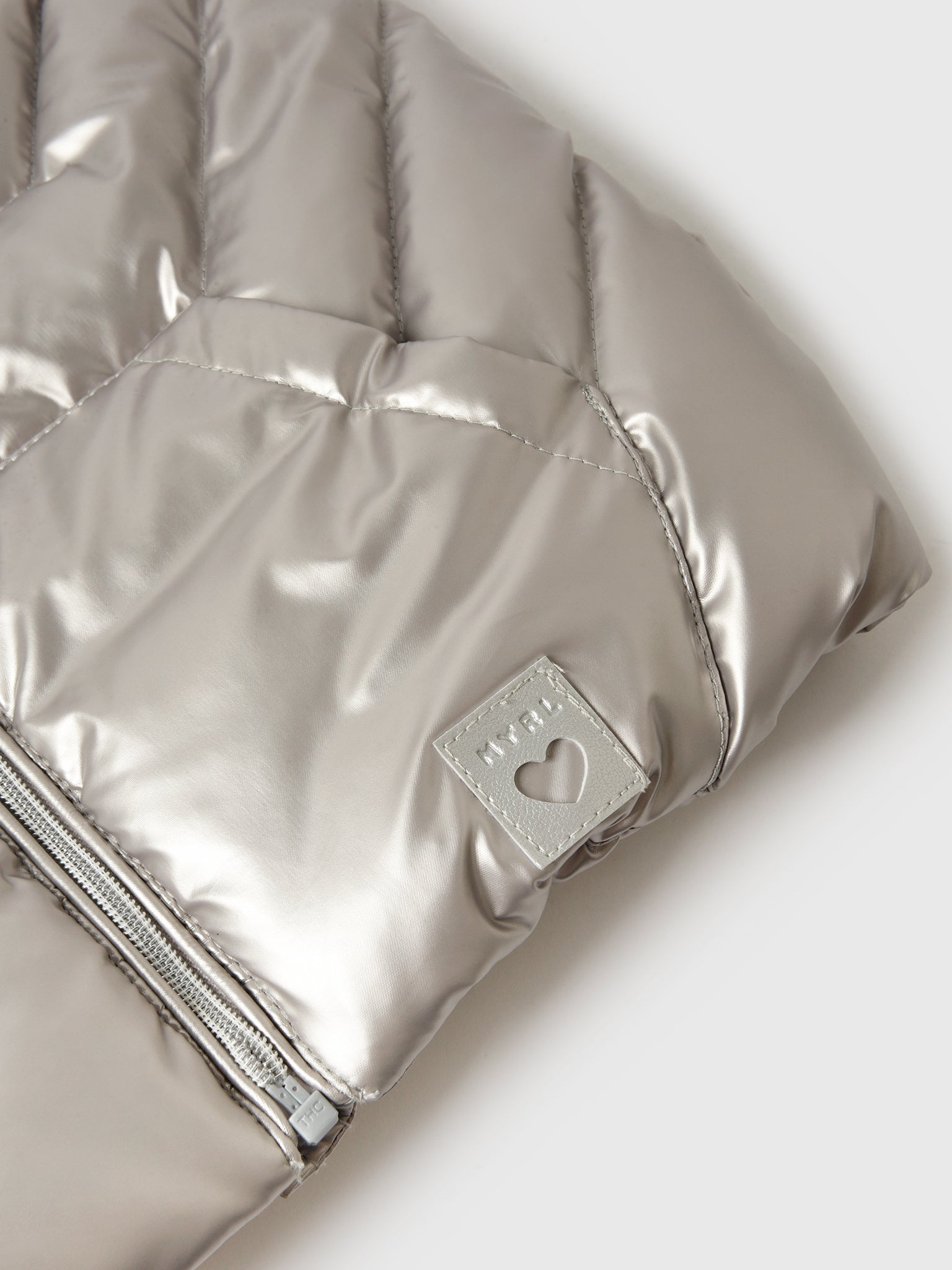 4.366xWHITEGOLD-alt2