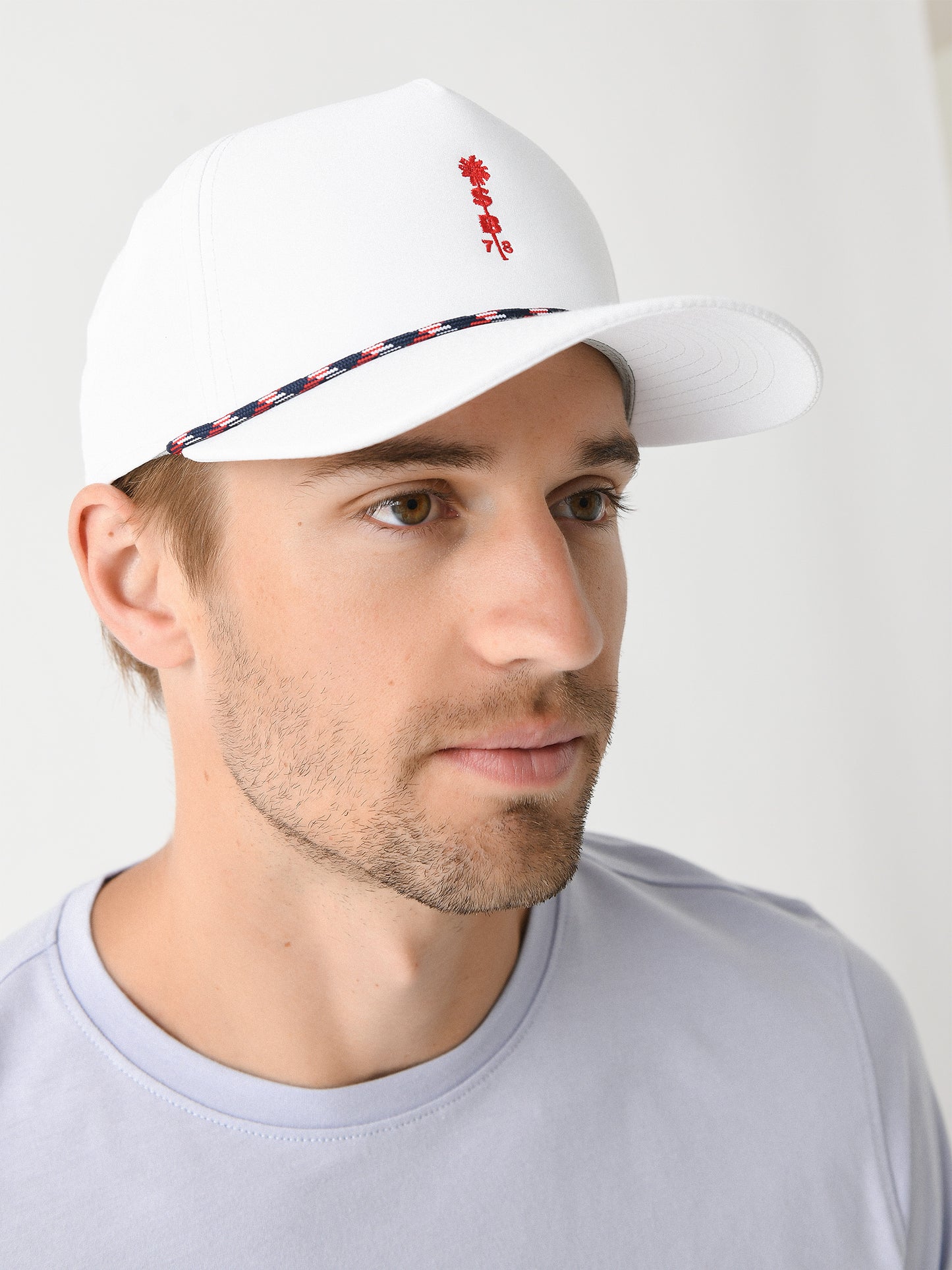 5054PALMTREExWHITE-alt1