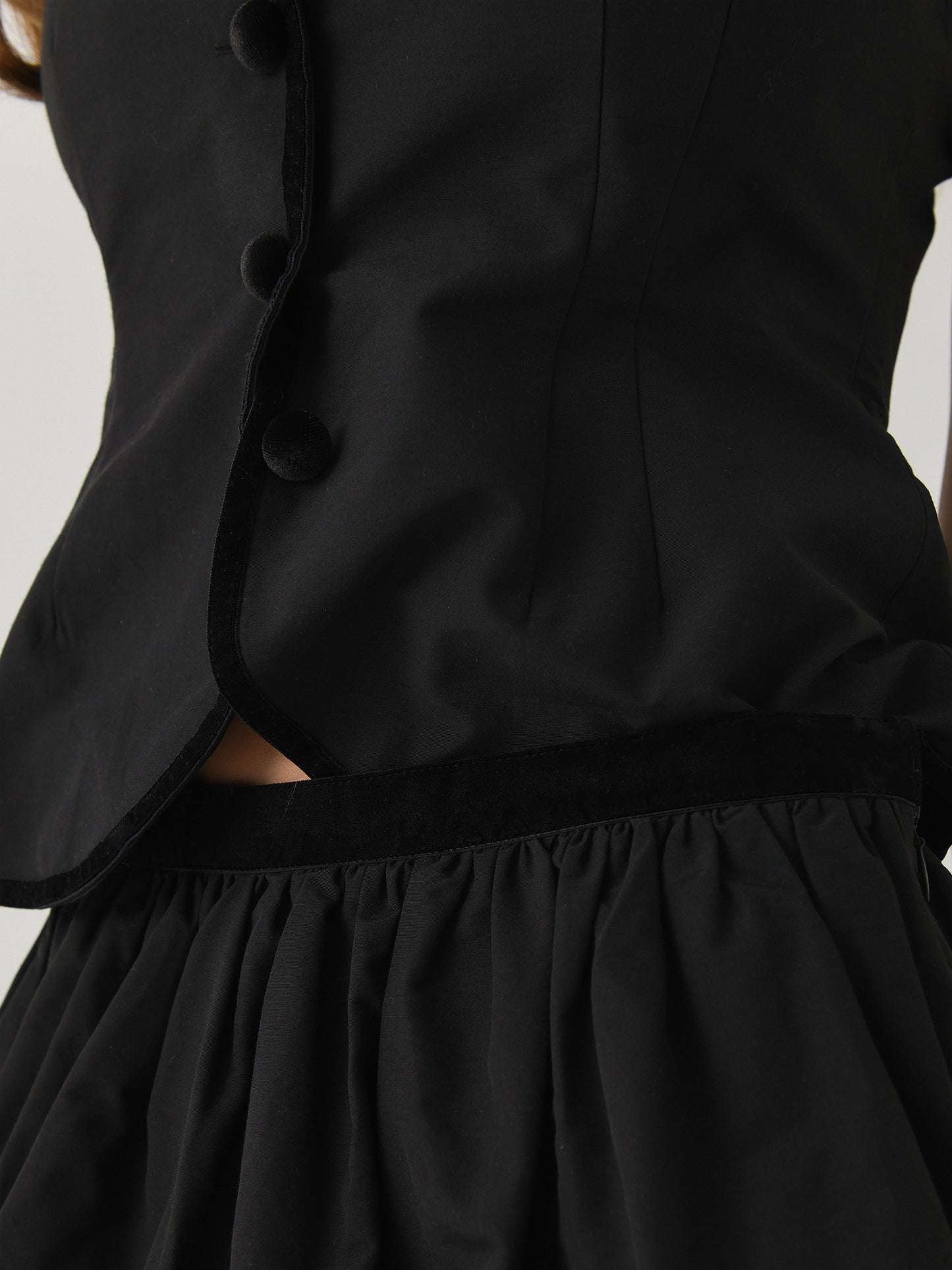 50564093BLKxBLACK-alt4