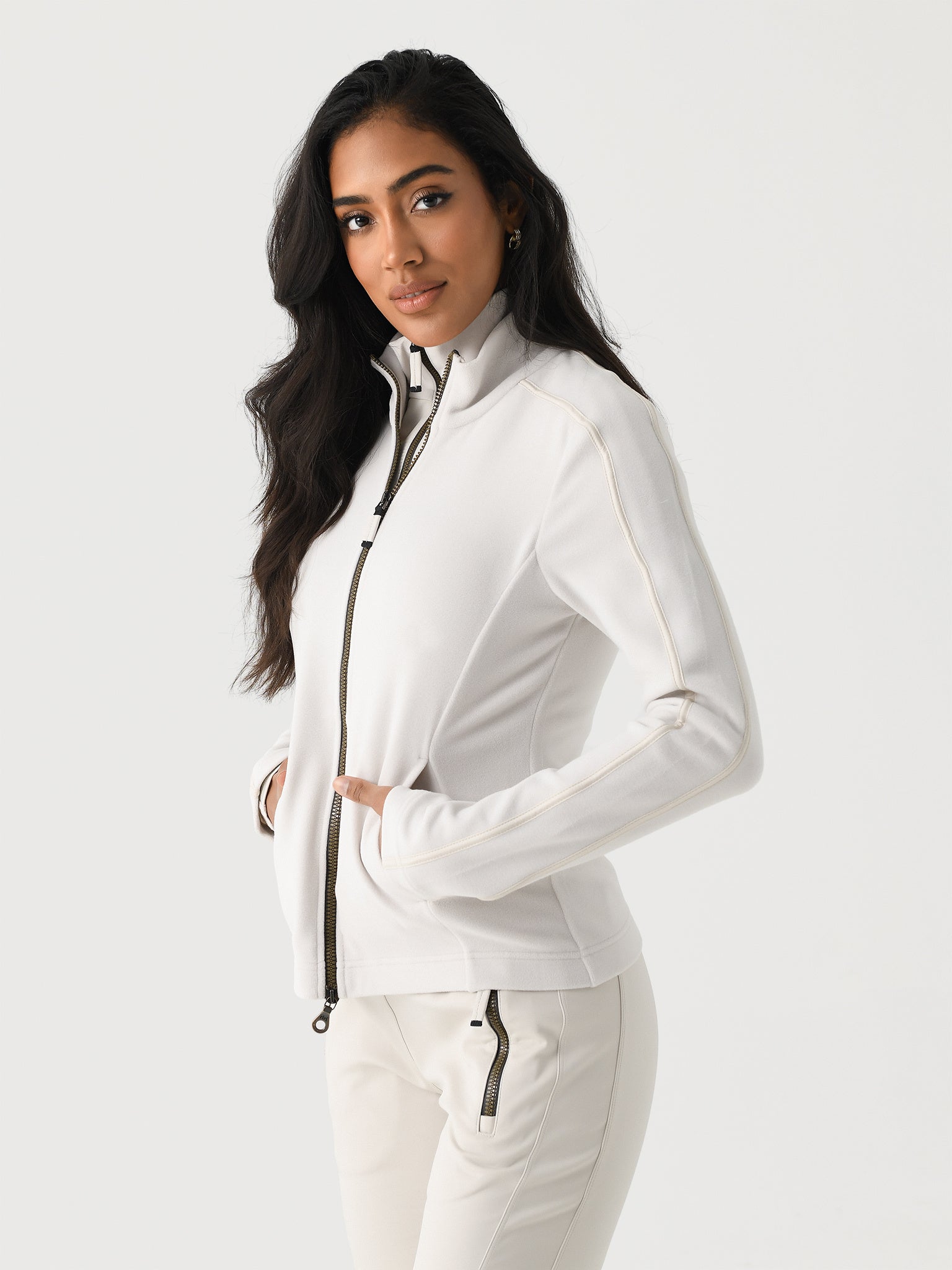 505673x2350SANDSTONE-alt2