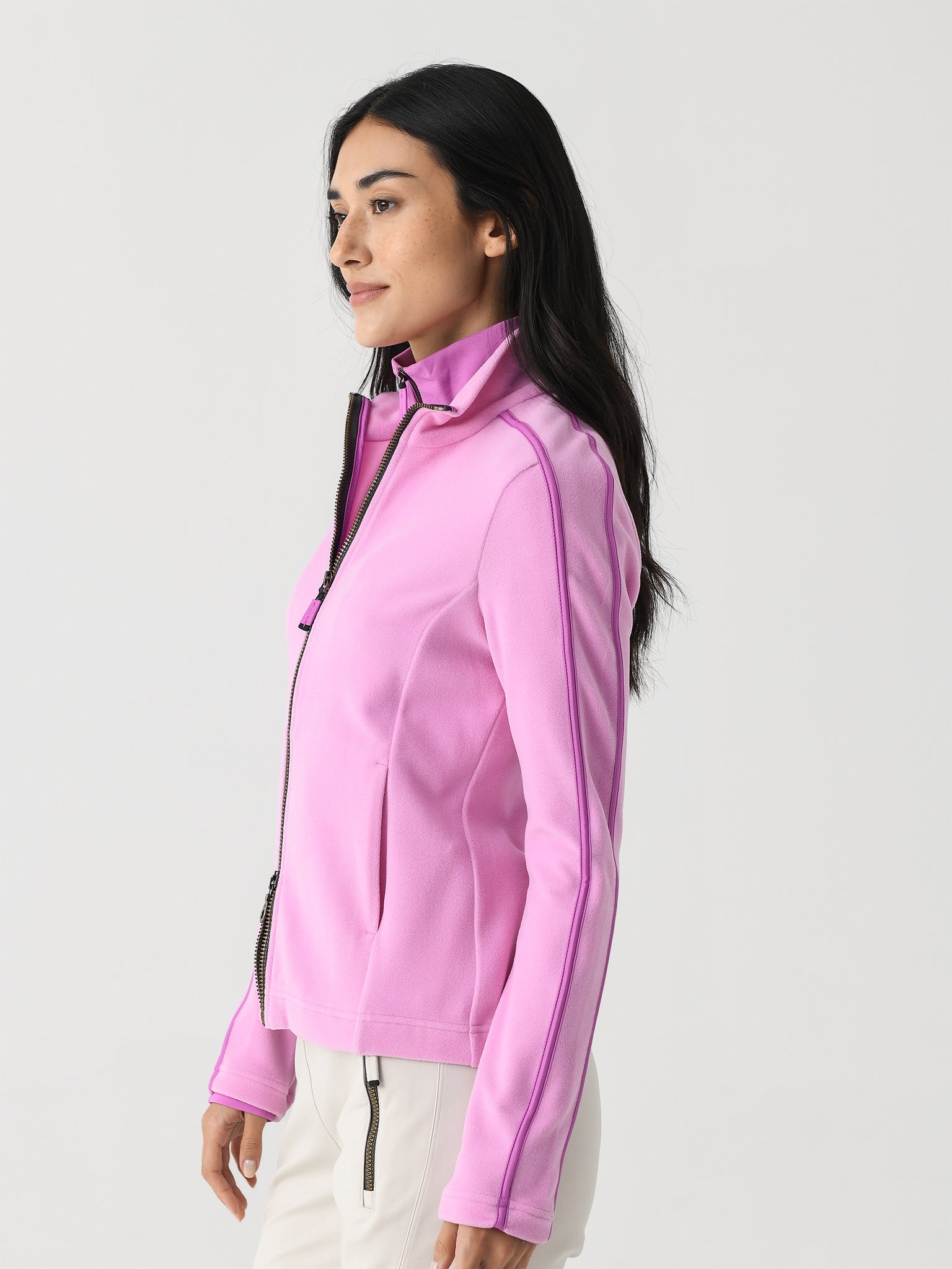 505673x2610FRESHMAUVE-alt2