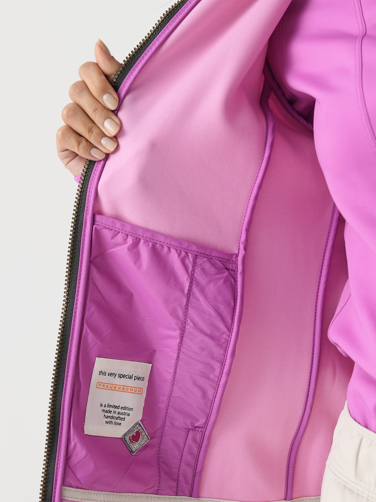 505673x2610FRESHMAUVE-alt4