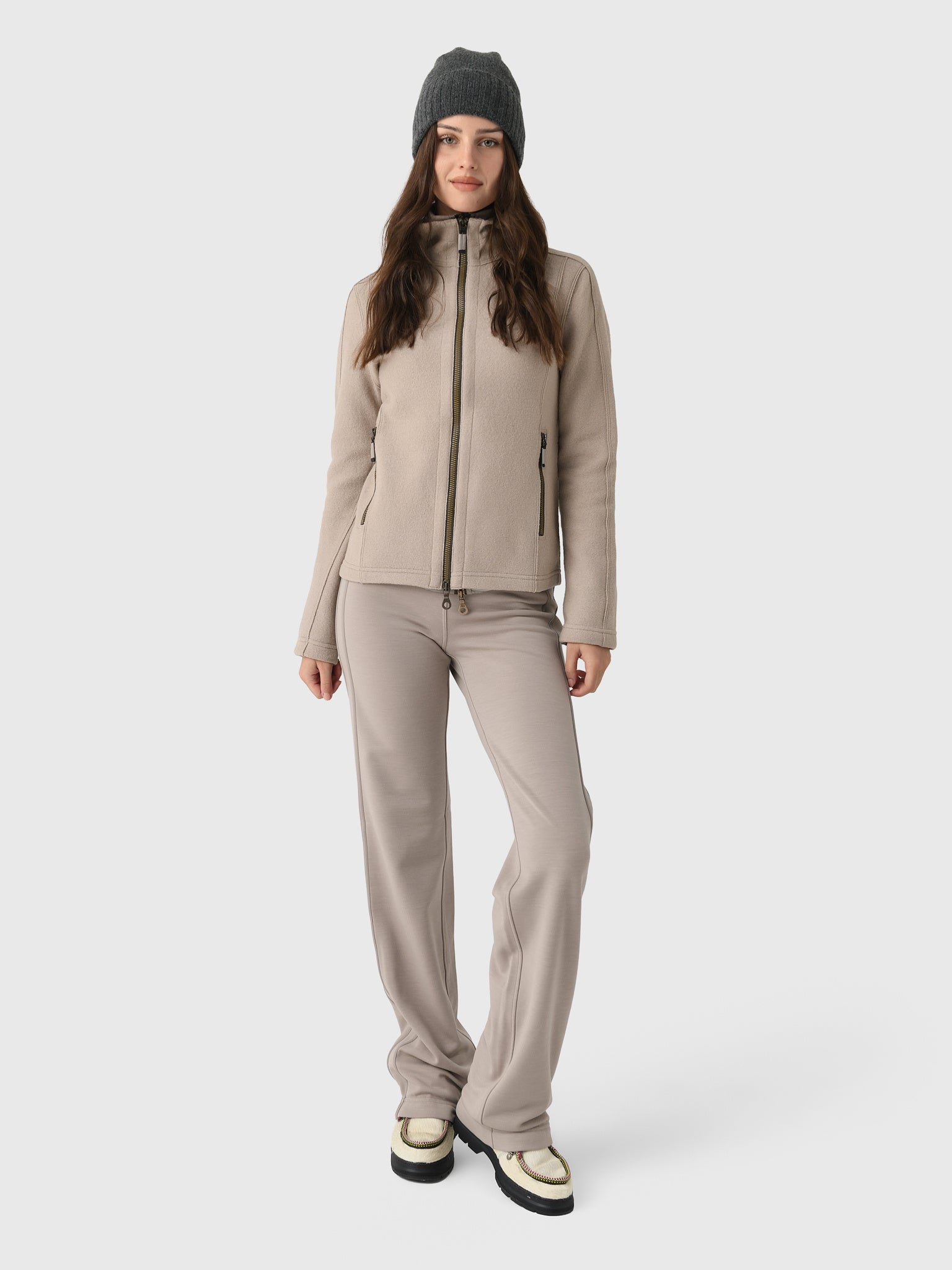 506129x310CASHMERE-alt1