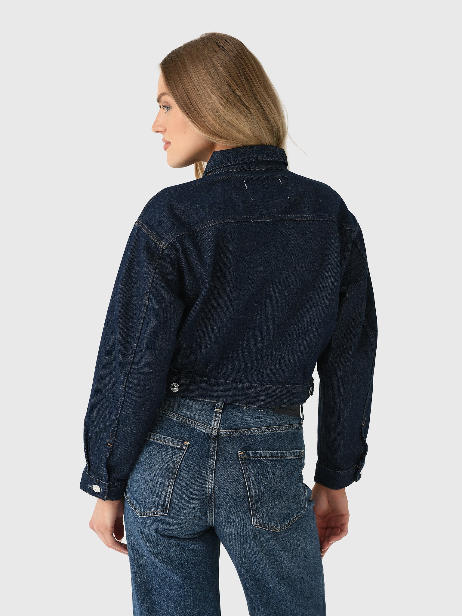 5159-1854xHELIA-alt2