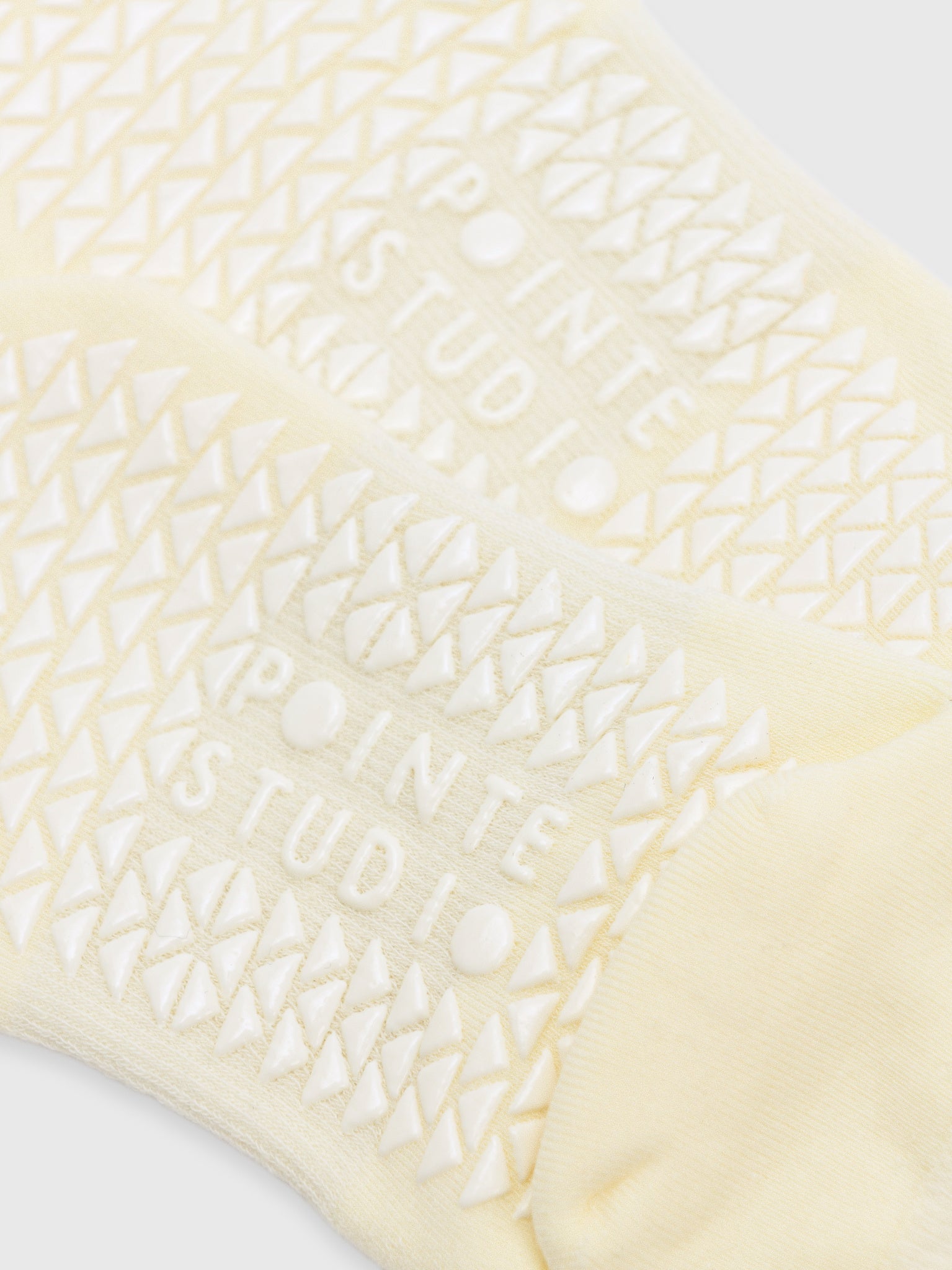 Pointe Studio Women's Ruffle Full Foot Grip Socks - Saint Bernard