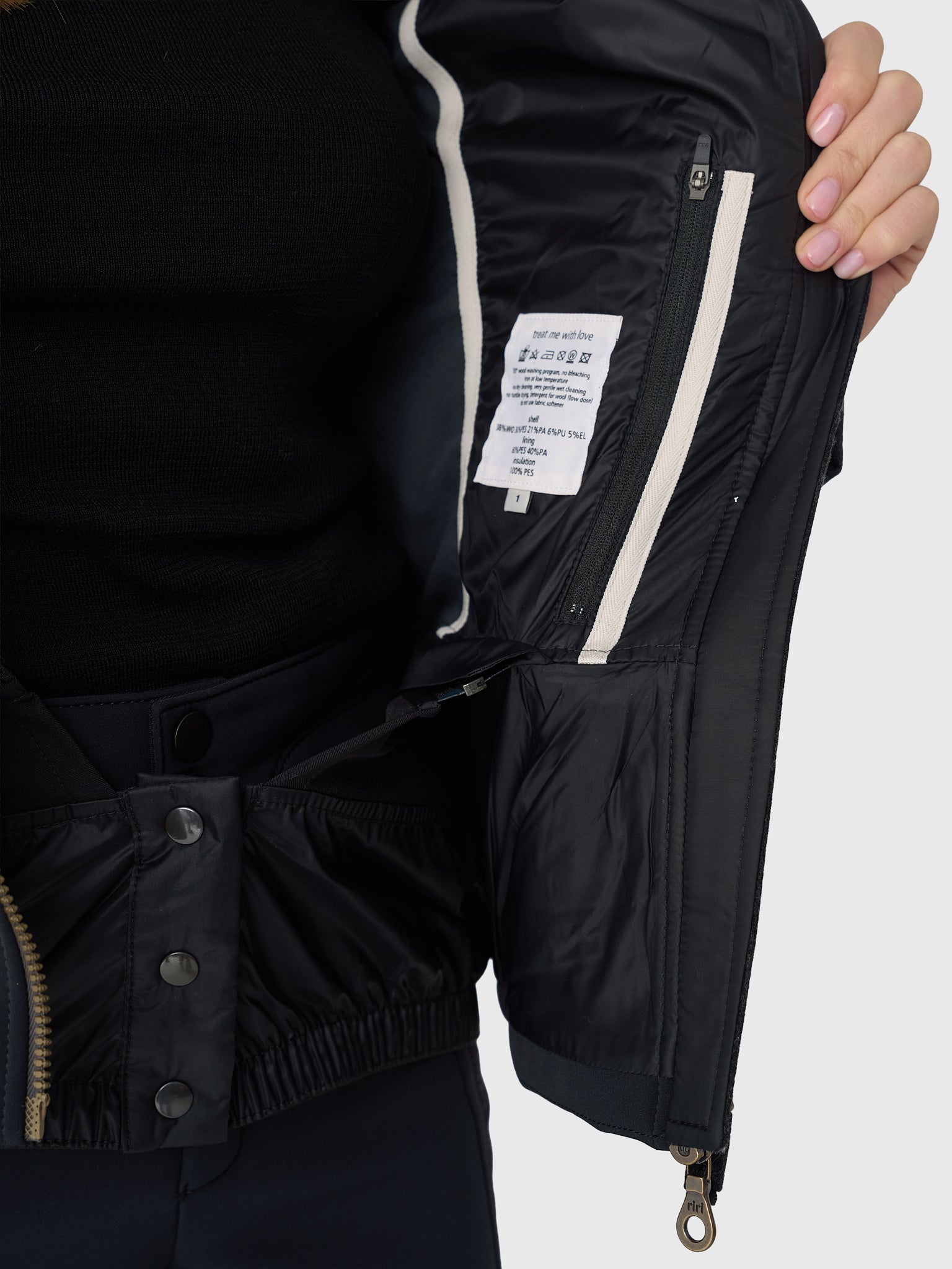 538230x010BLACK-alt3