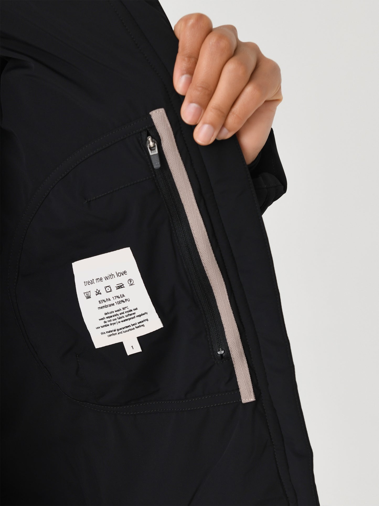 585691x010BLACK-alt6