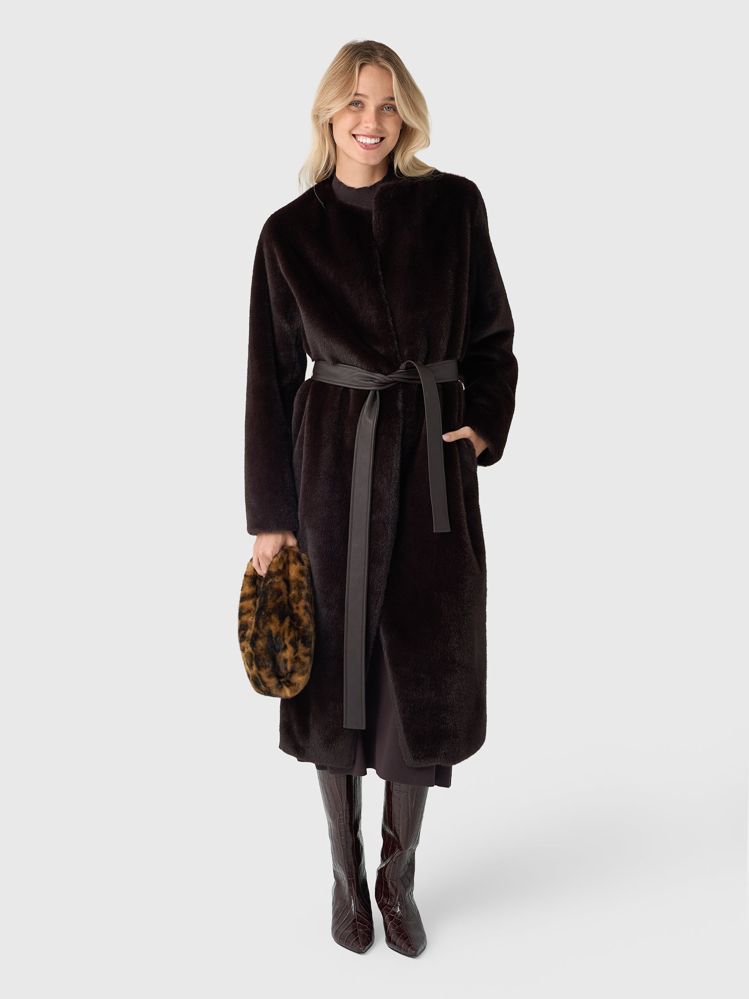 Vanessa Bruno Women's Fluffy Coat - Saint Bernard
