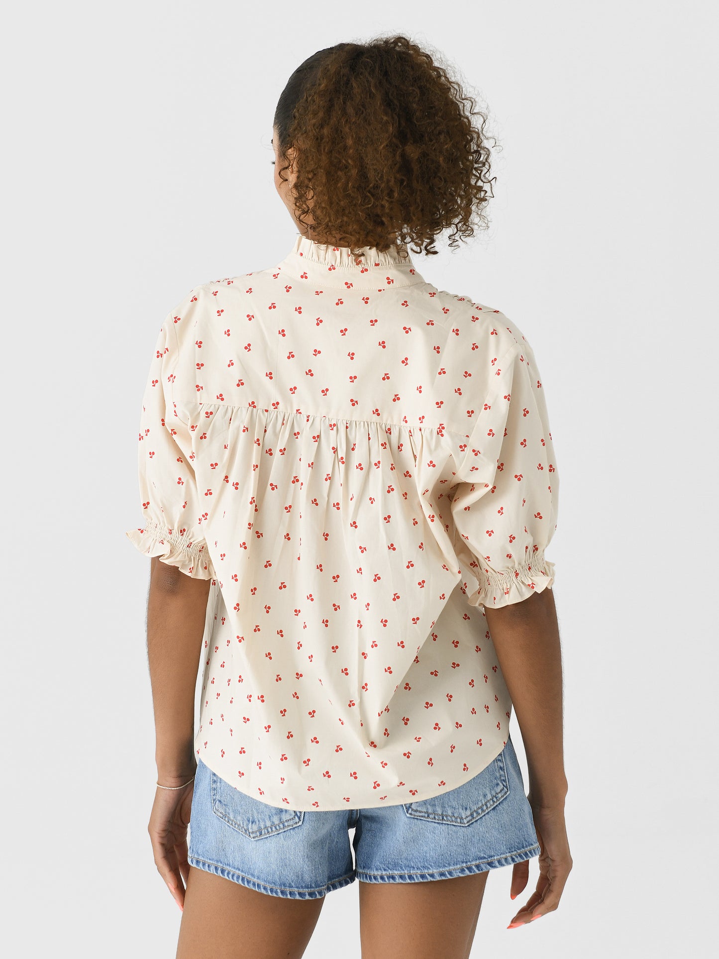 6105TAxCREAMRED-alt3