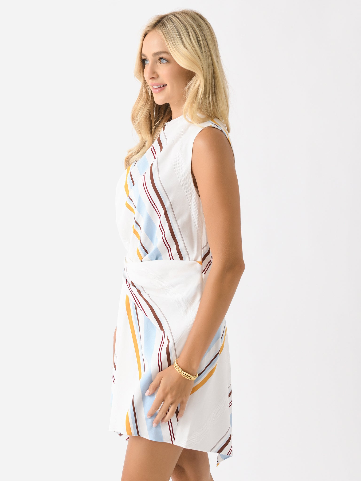 6DRES02382xWHITESTRIPE-alt2