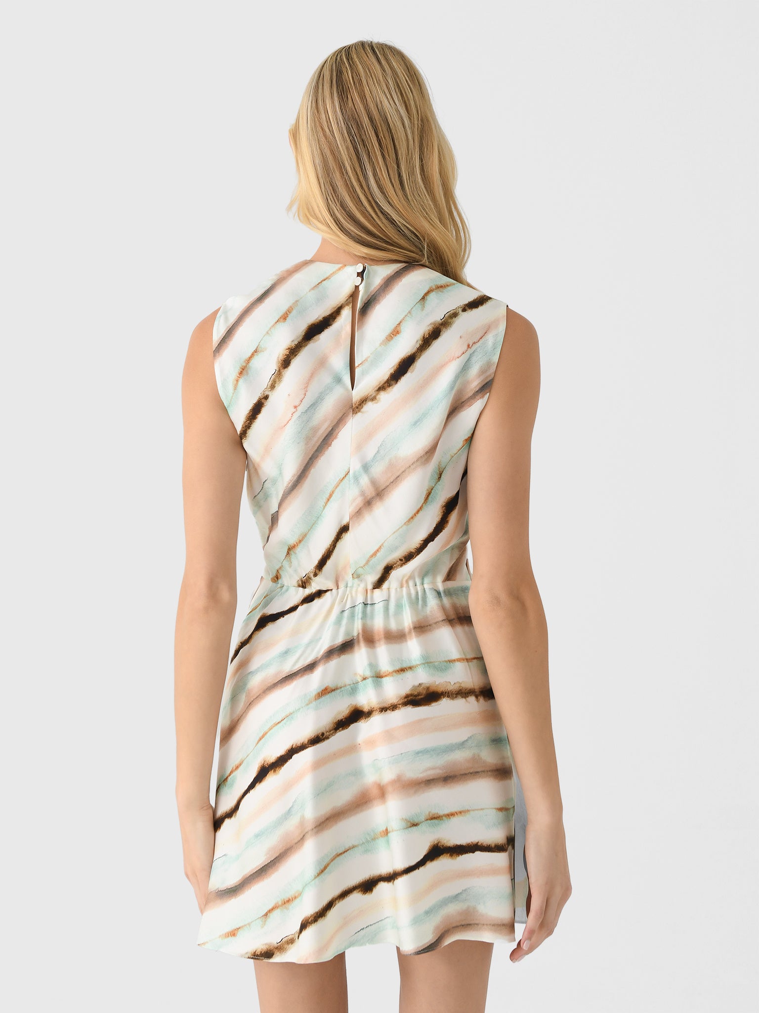 6DRES02661xMINTMULTI-alt3