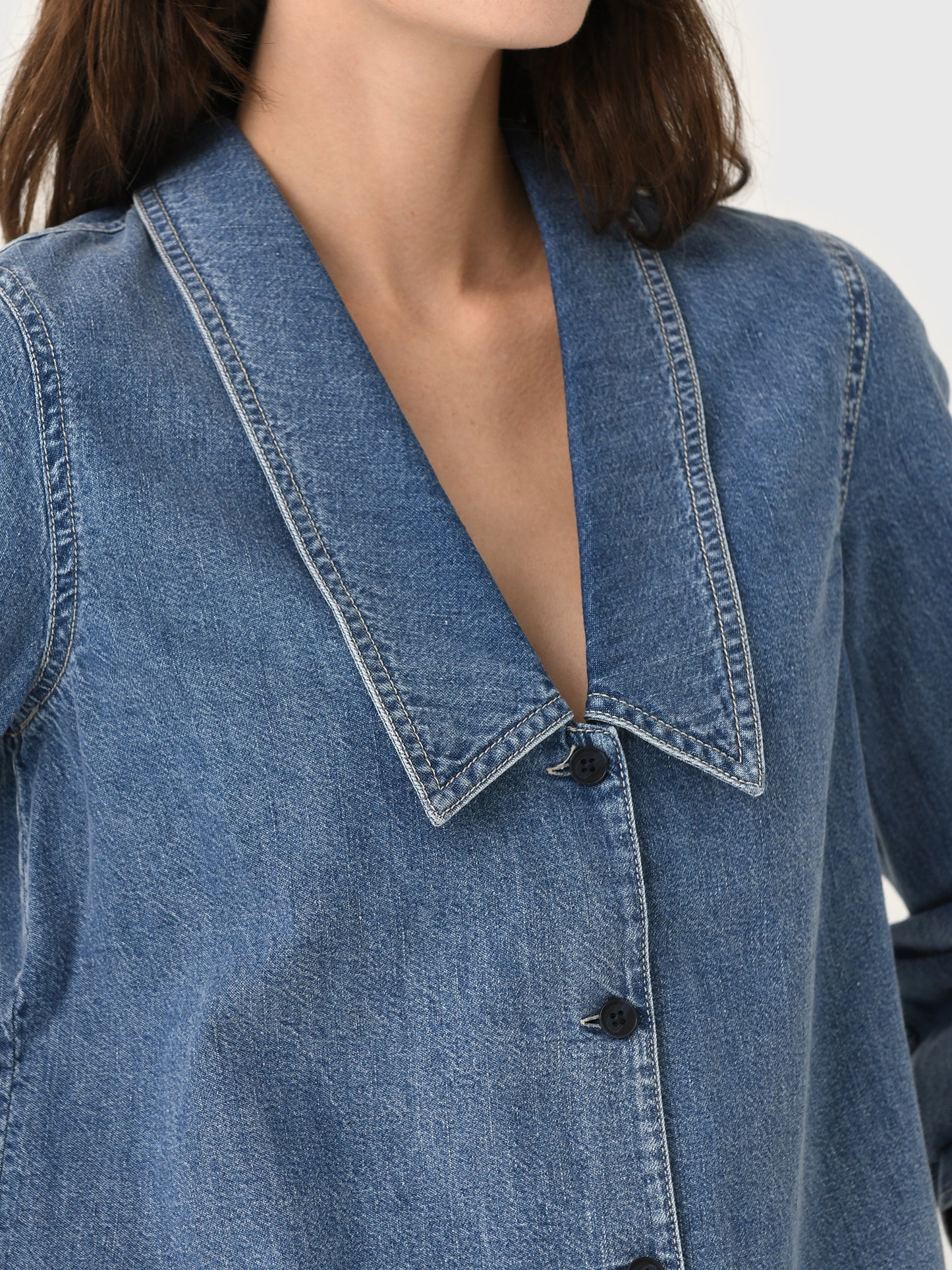 7017808xCONFESSIONAL-alt4