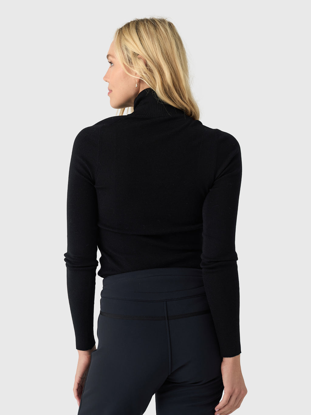 713560x010BLACK-alt2
