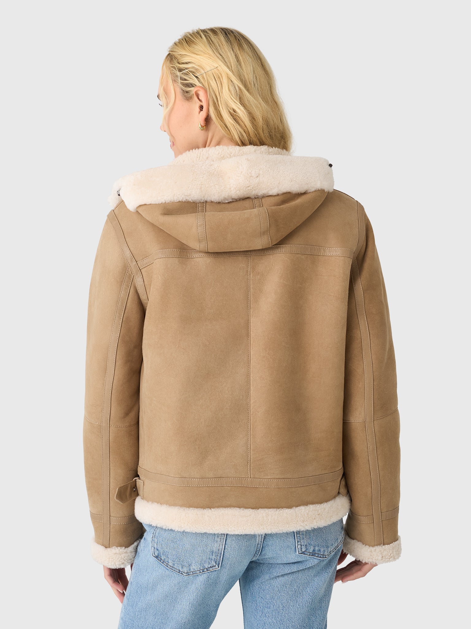 727694x490CAMEL-alt2