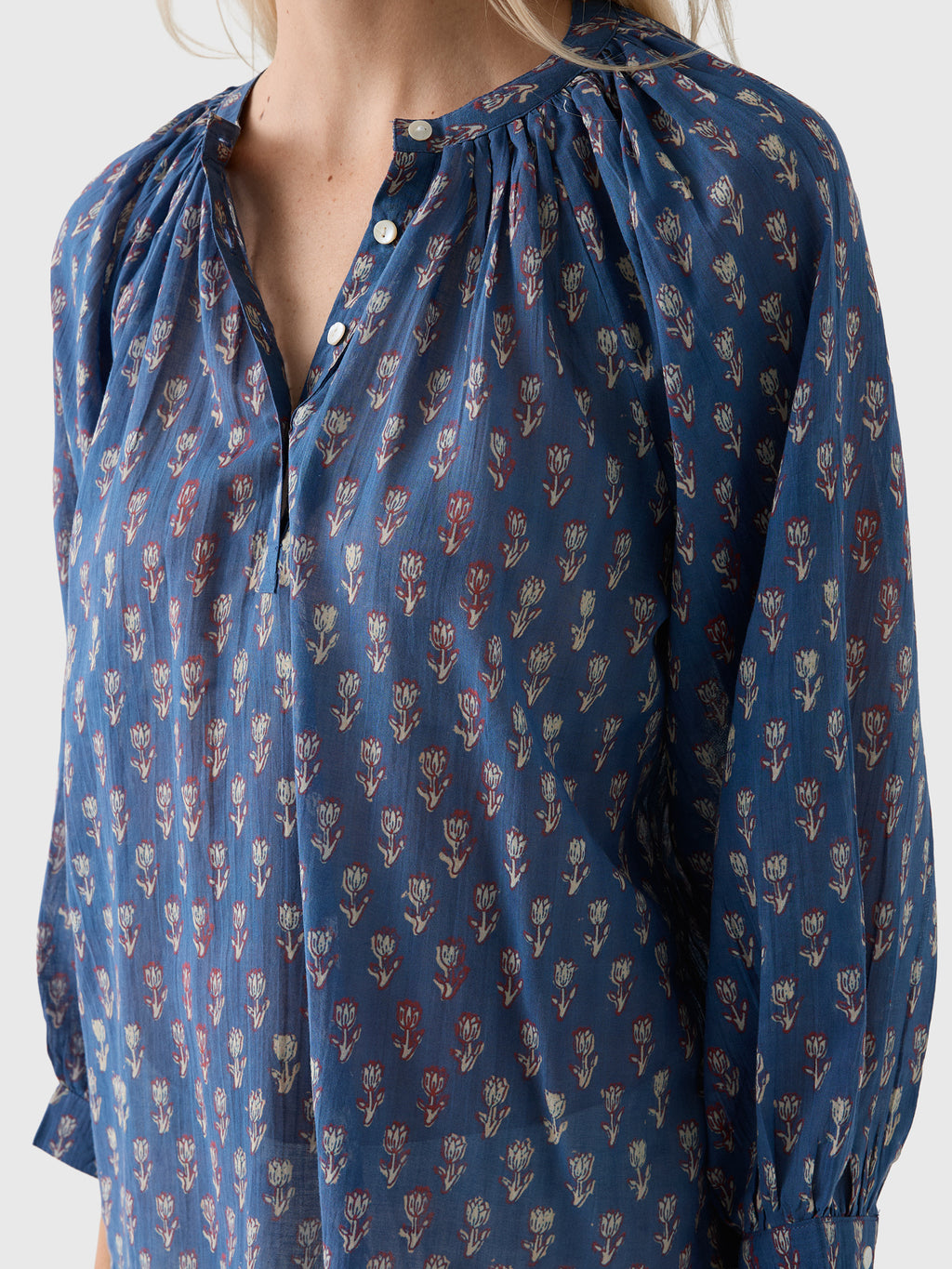 M.A.B.E Women's Ari Print Top - Saint Bernard