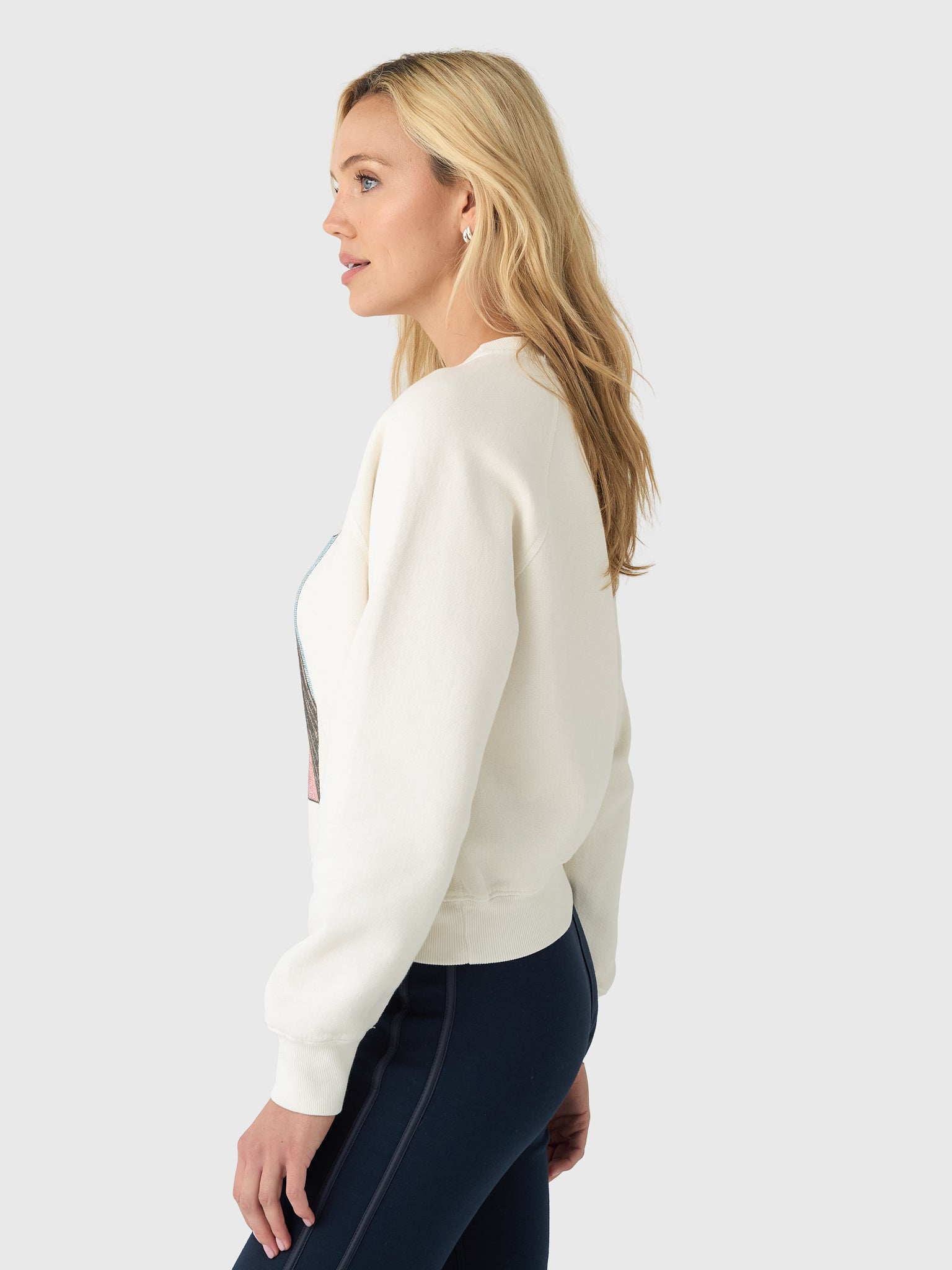 789-08WCGC009xVINTAGEWHITE-alt2