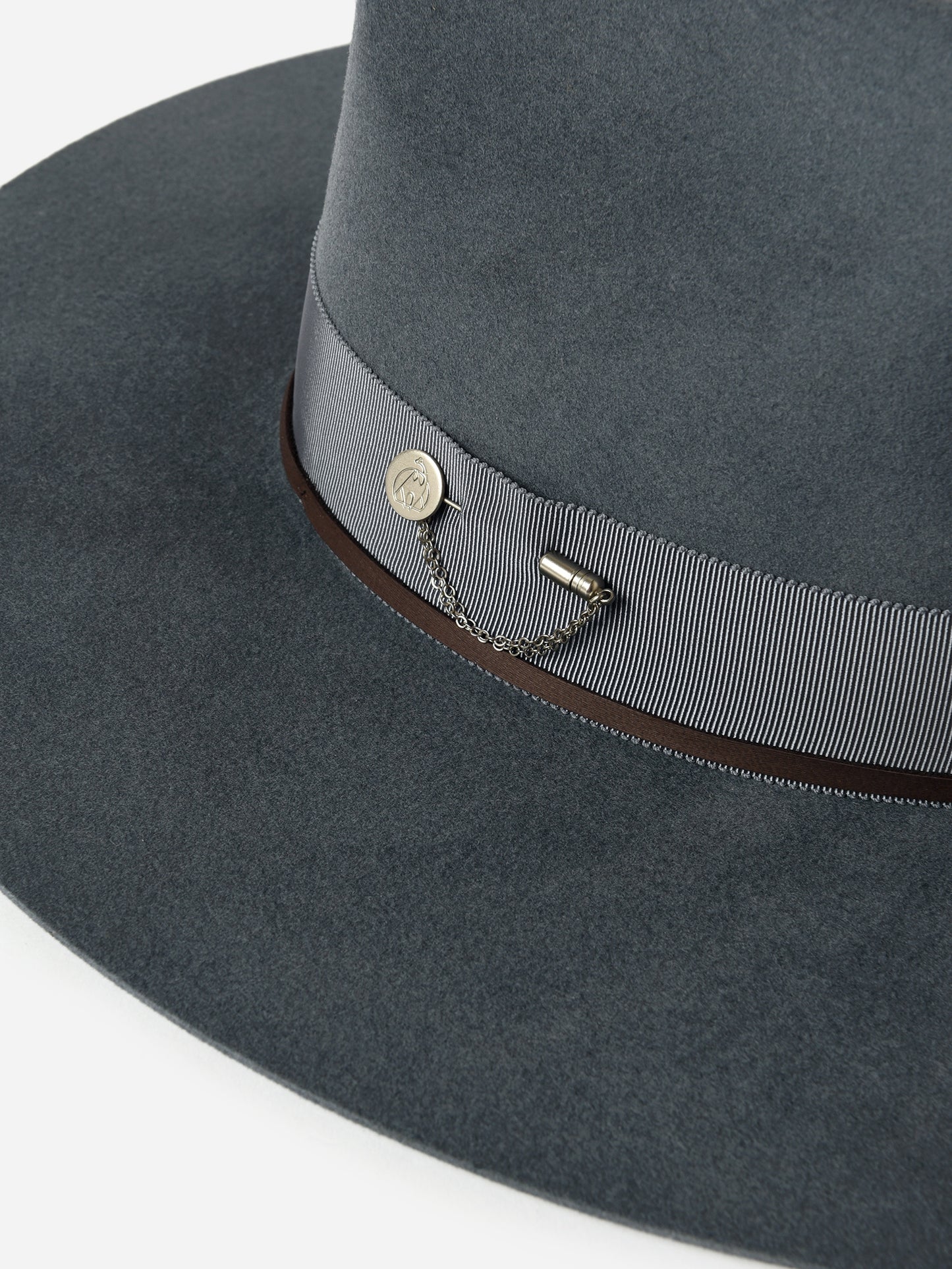 8004A_xDUSTYBLUE-alt2