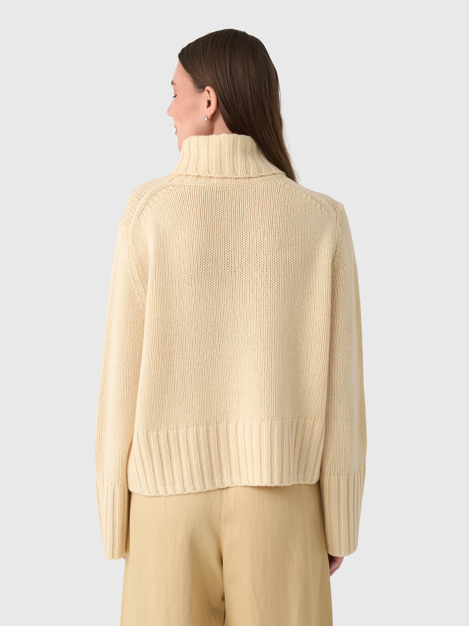 Jenni Kayne Women's Cropped Cashmere Jet Turtleneck - Saint Bernard