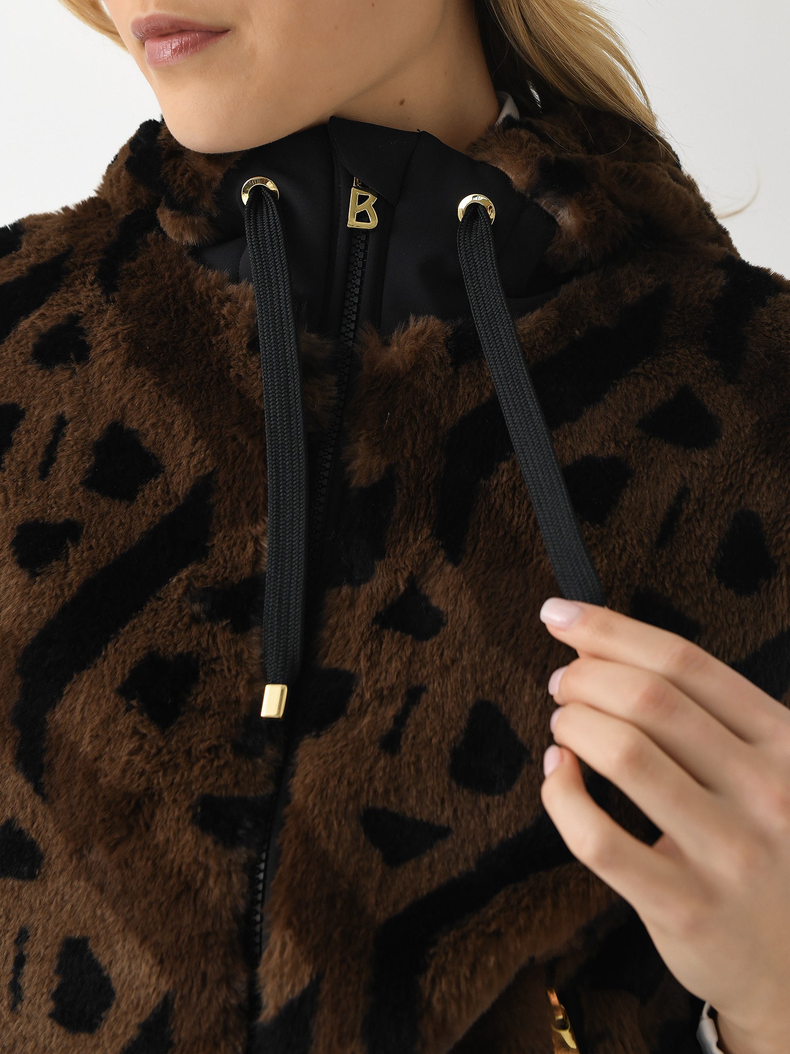 Bogner Women's Suzan Teddy Fur Jacket – Saint Bernard