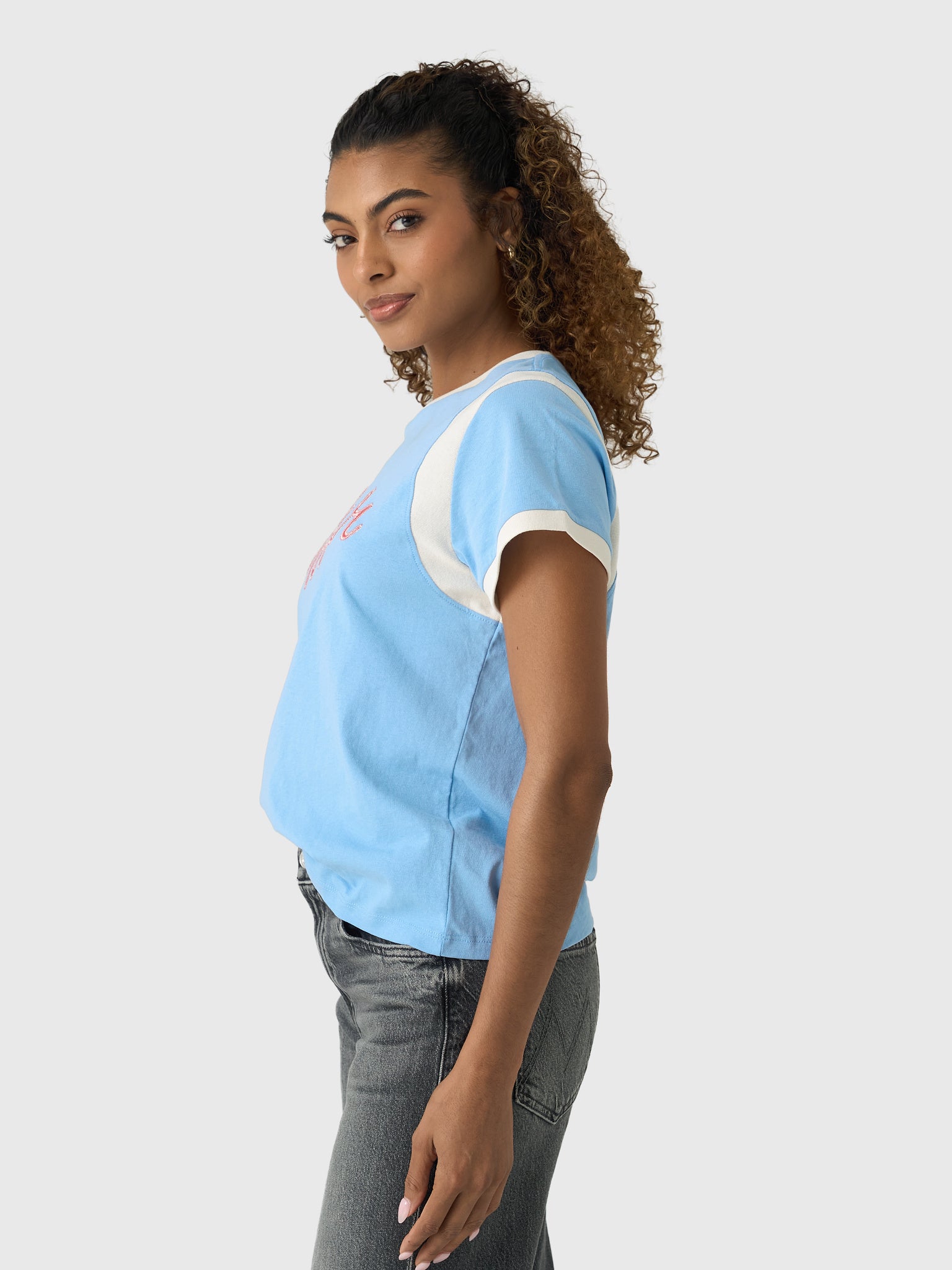 81601-1574xMOTHERSCRIPTTEE-alt2