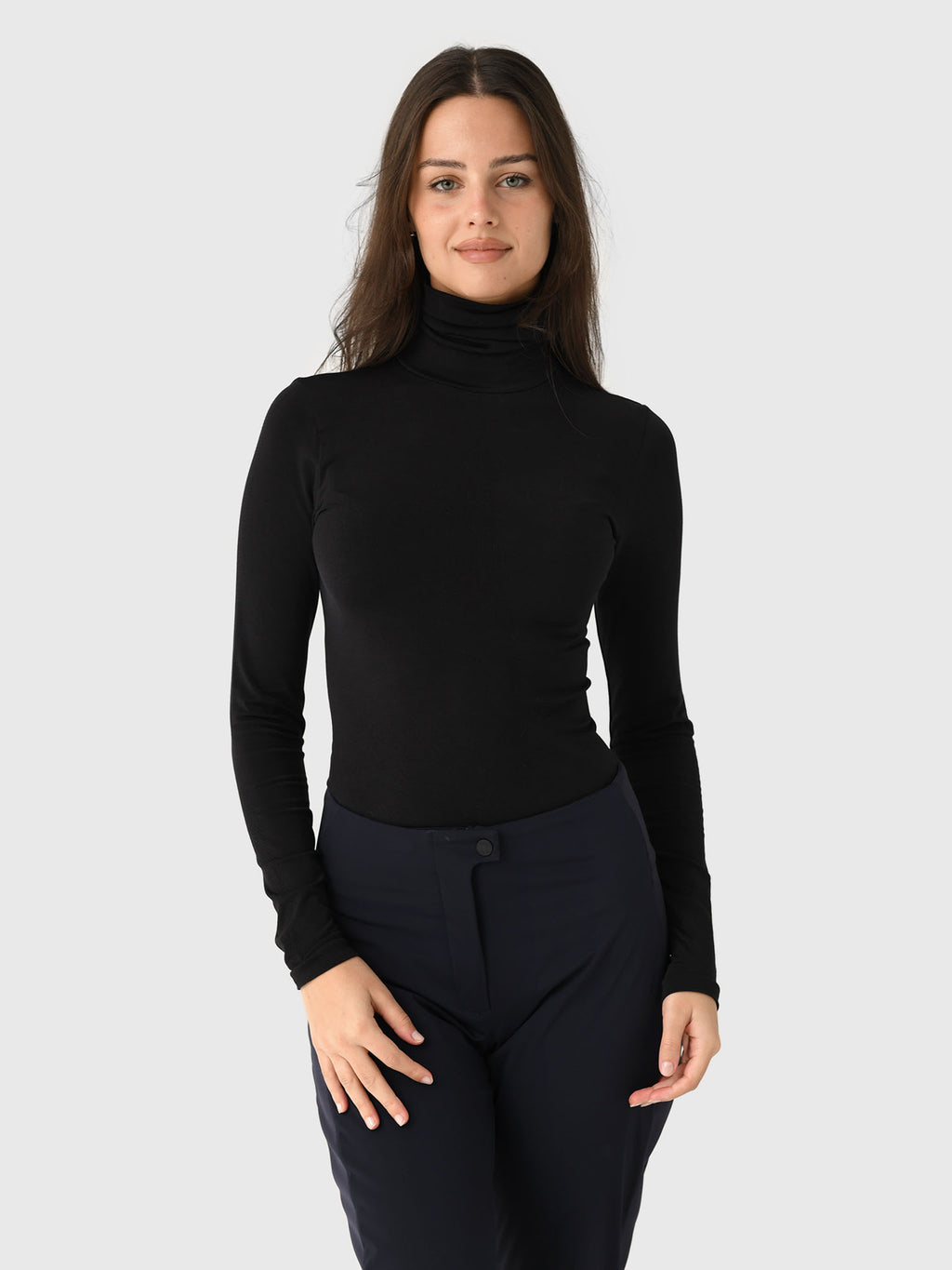 Vonn Women's Emmie Turtleneck Sweater - Saint Bernard