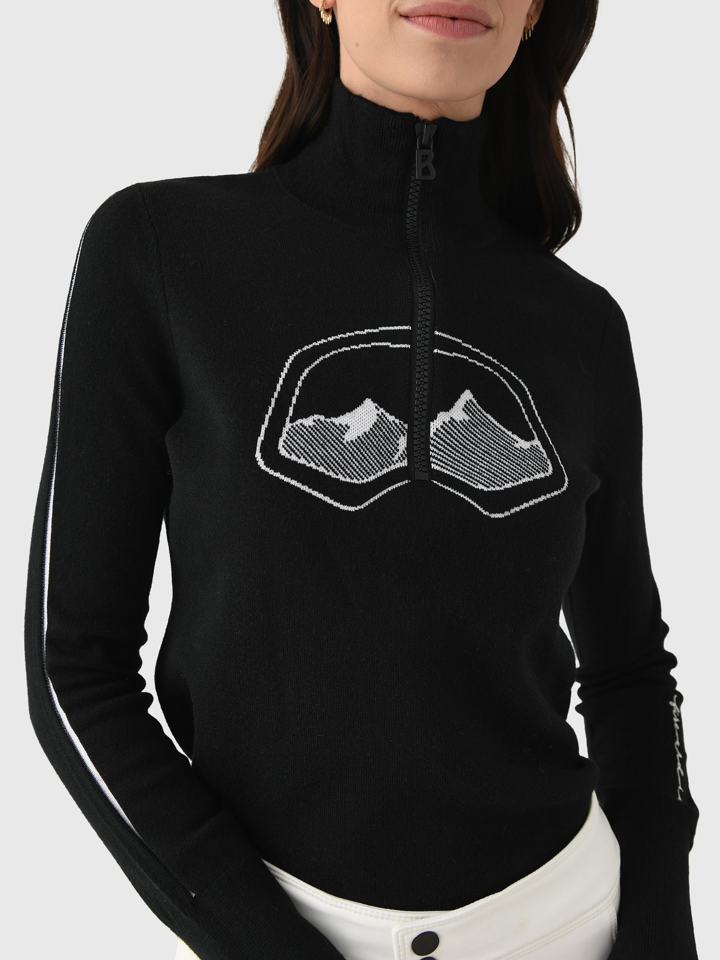 8453-8499x026BLACK-alt4