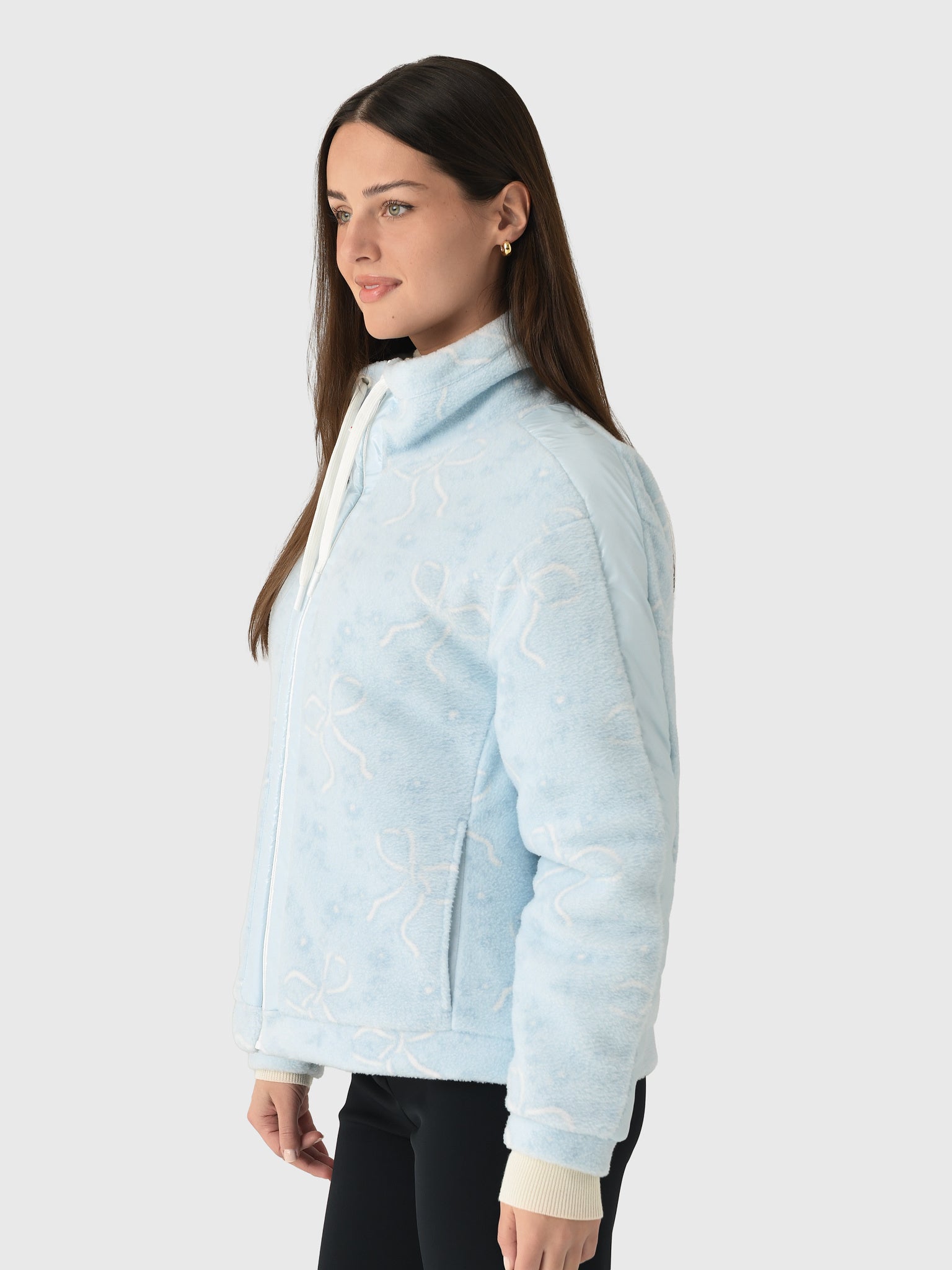 8478-7873x235BLUEGROOVE-alt2