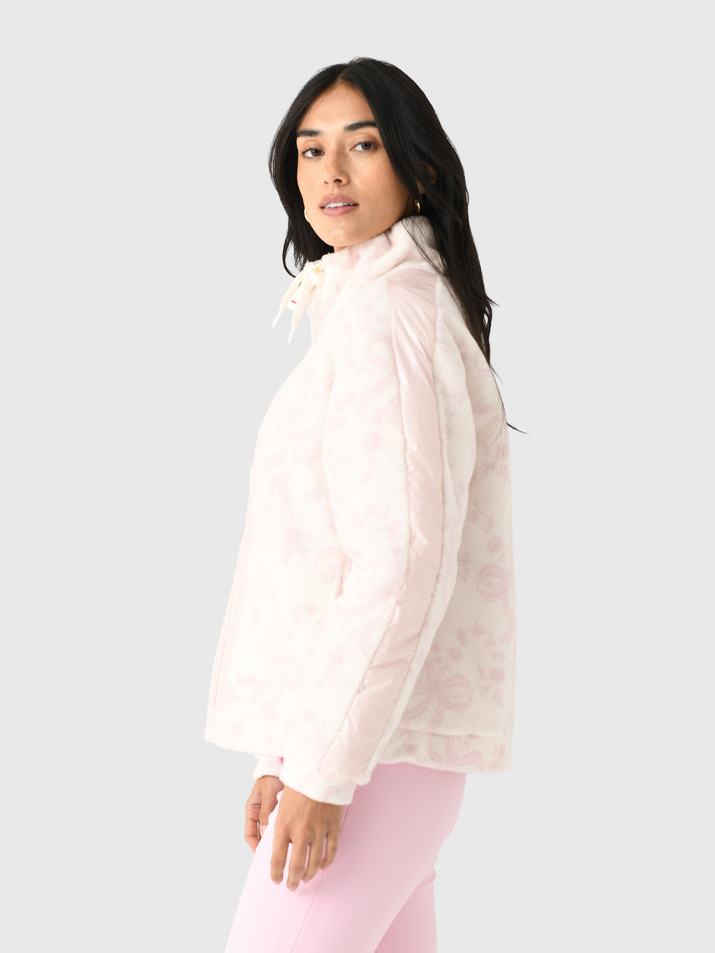 8478-7873x692CHANTILLY-alt2