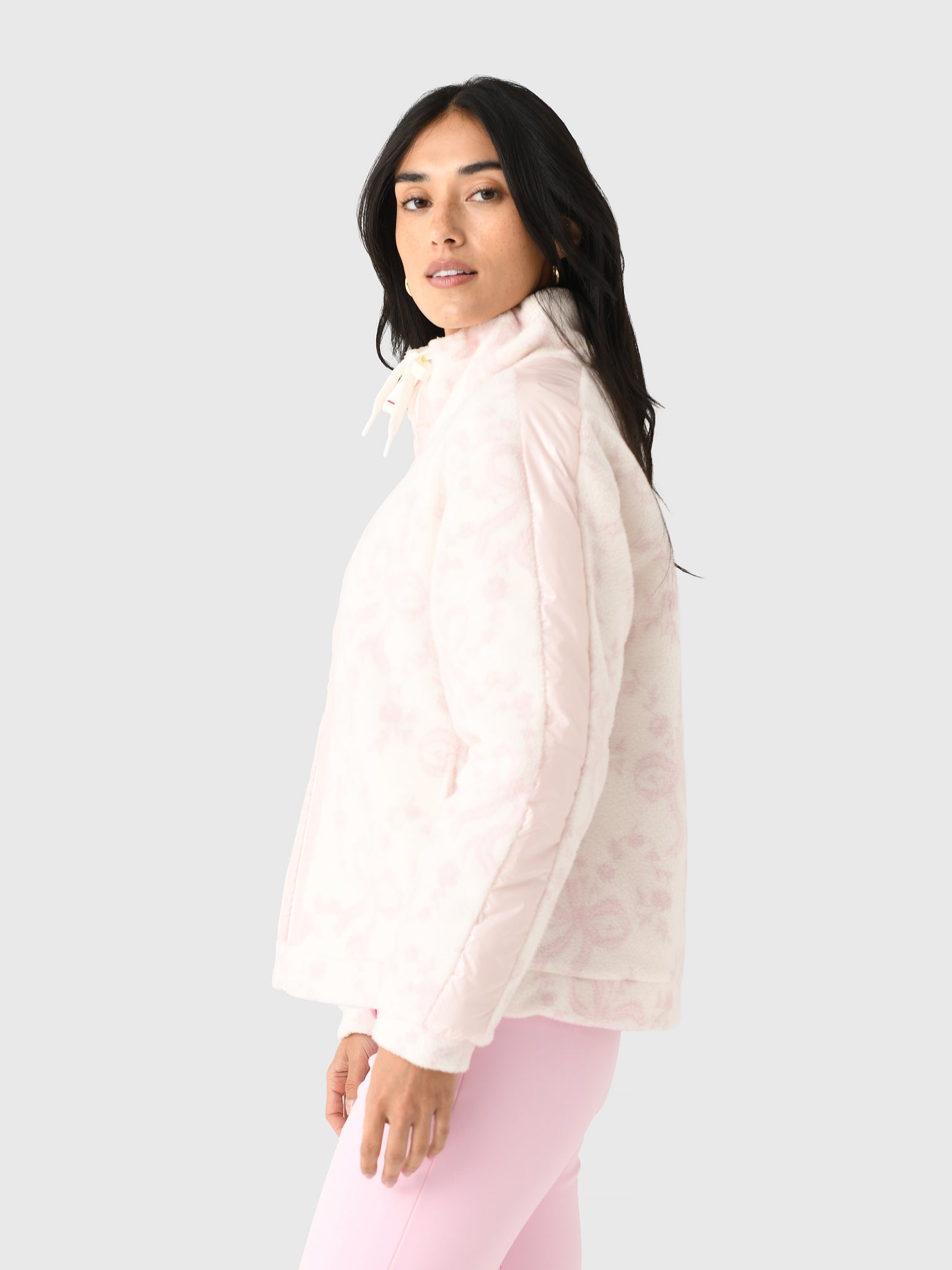 8478-7873x692CHANTILLY-alt2