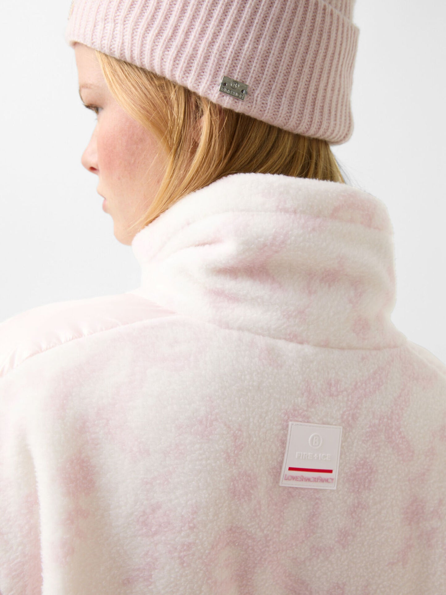 8478-7873x692SHRINKINGVIOLET-alt1