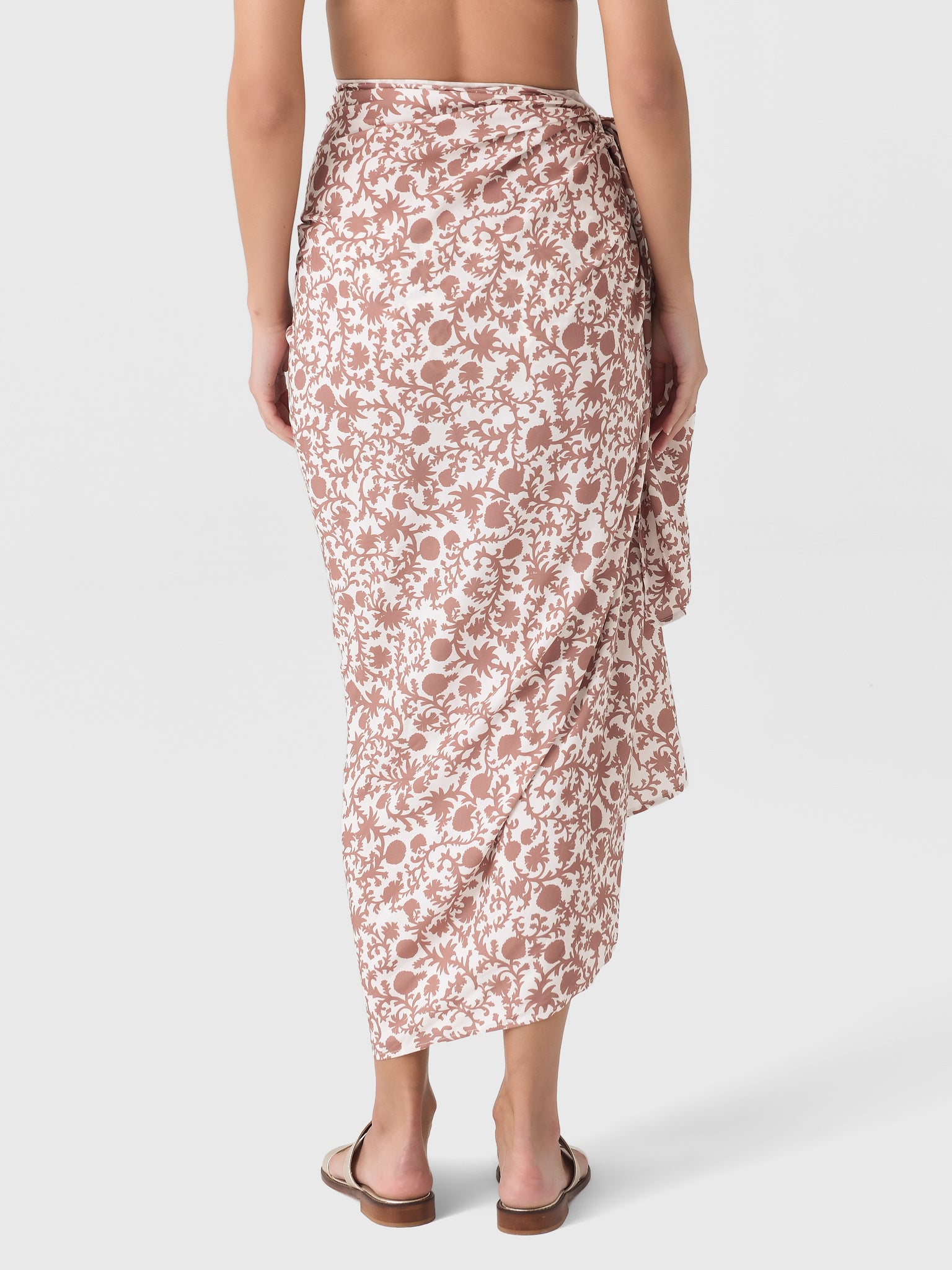 8678599131393xBROWNBATIK-alt3