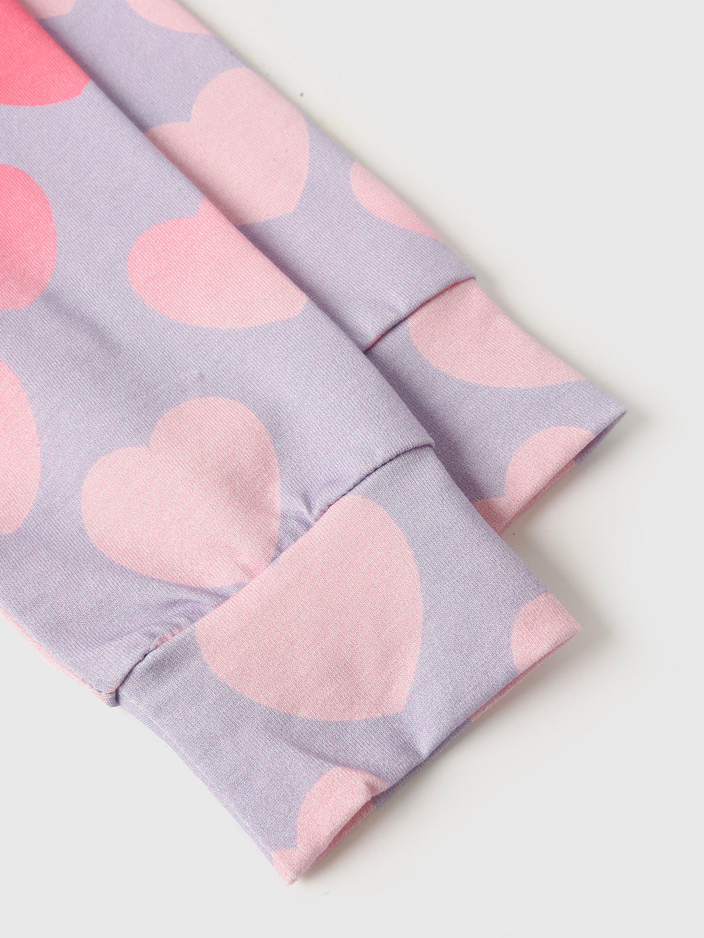 88I705H25xALLOVERHEART-alt2