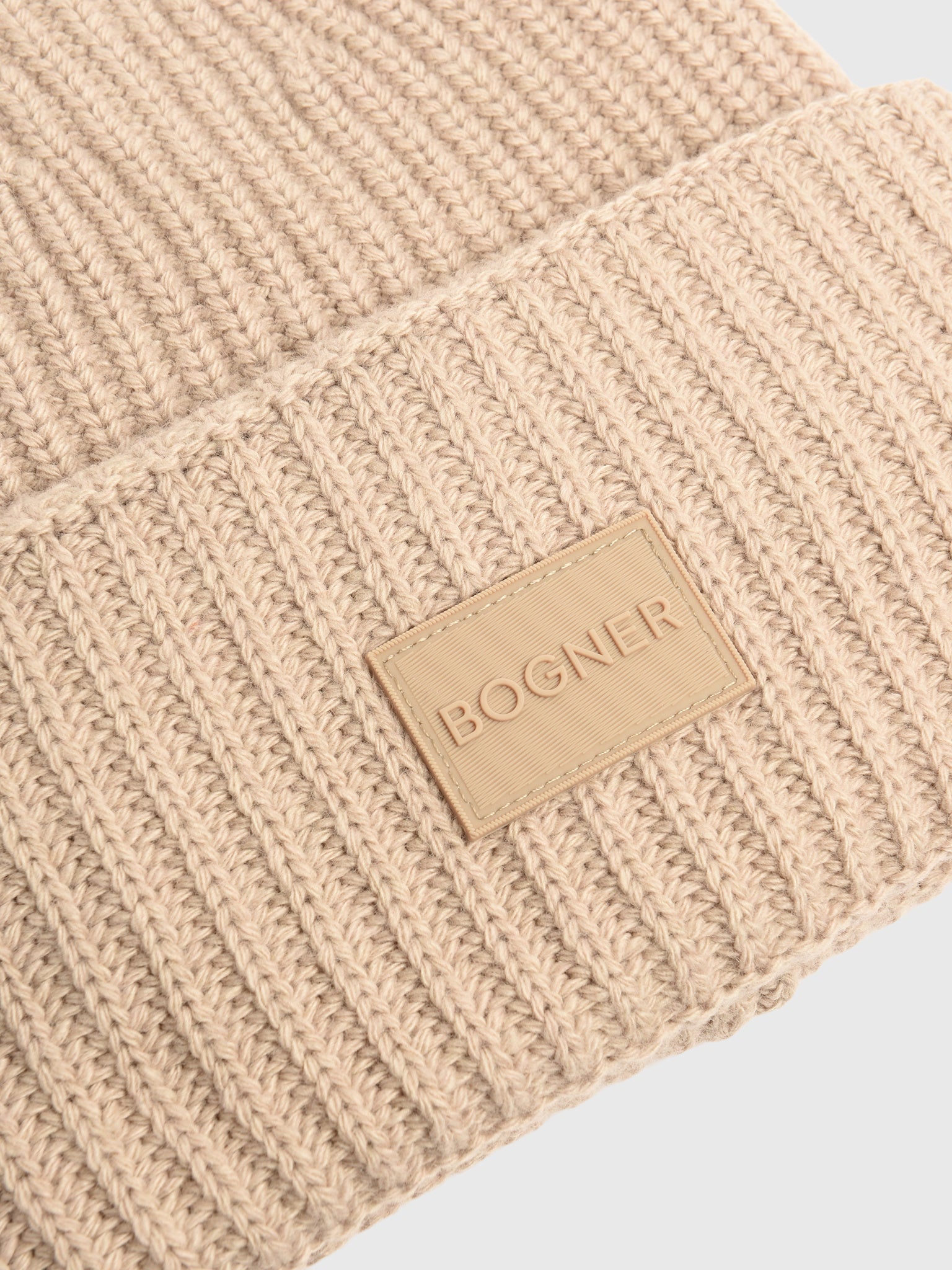 9173-6087x770LIGHTALMOND-alt1