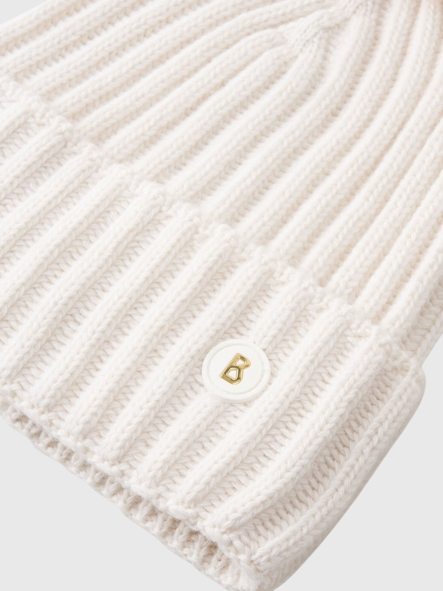 9178-6087x753OFFWHITE-alt2