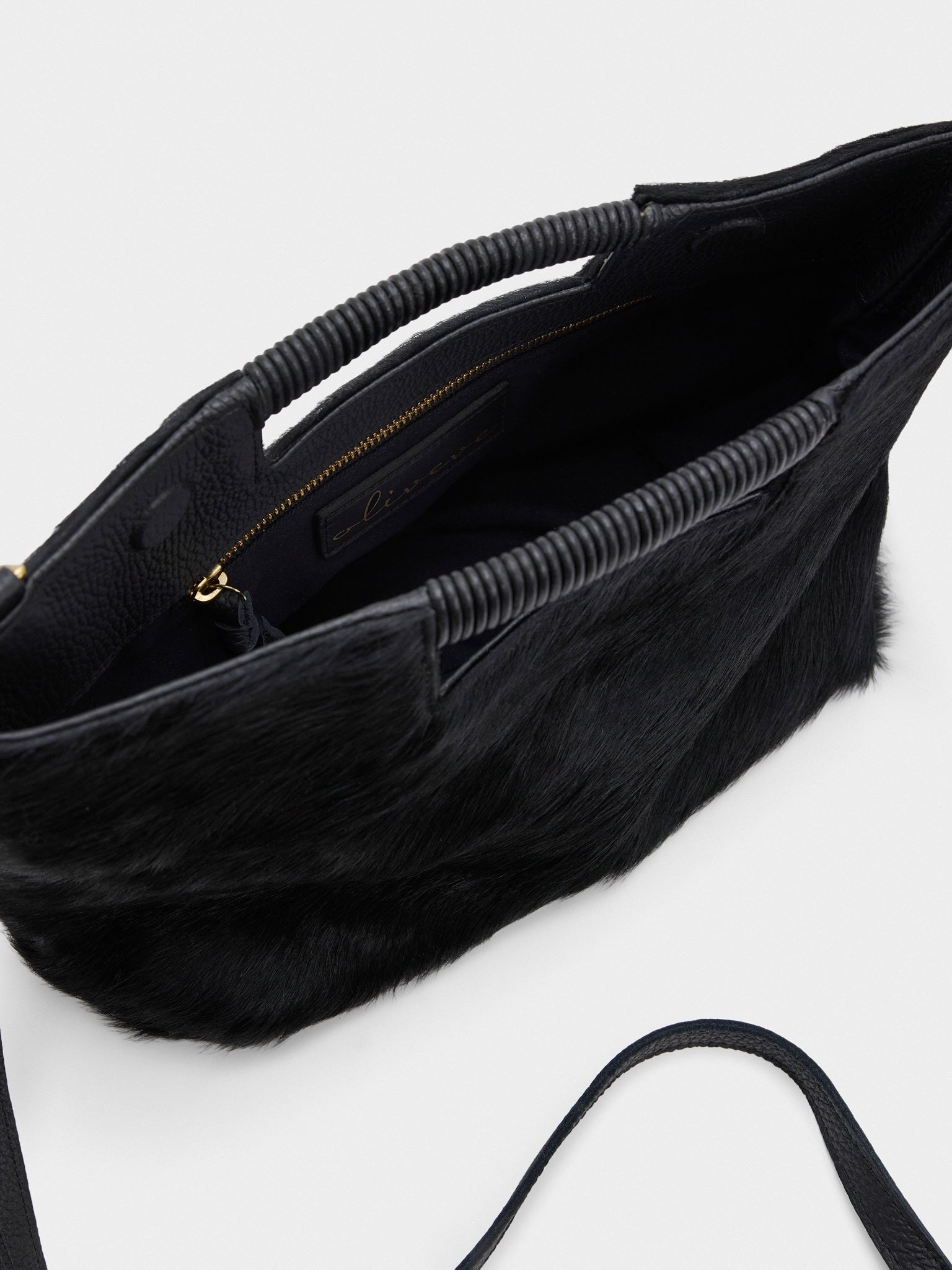 Oliveve Ella Wrapped Handle Crossbody Bag - Saint Bernard