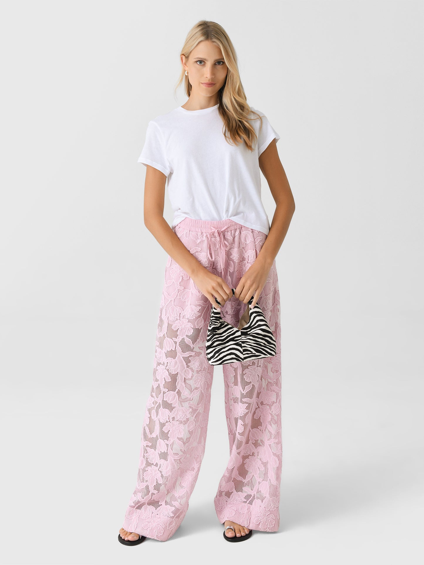 9372-1642xWHITE-alt1