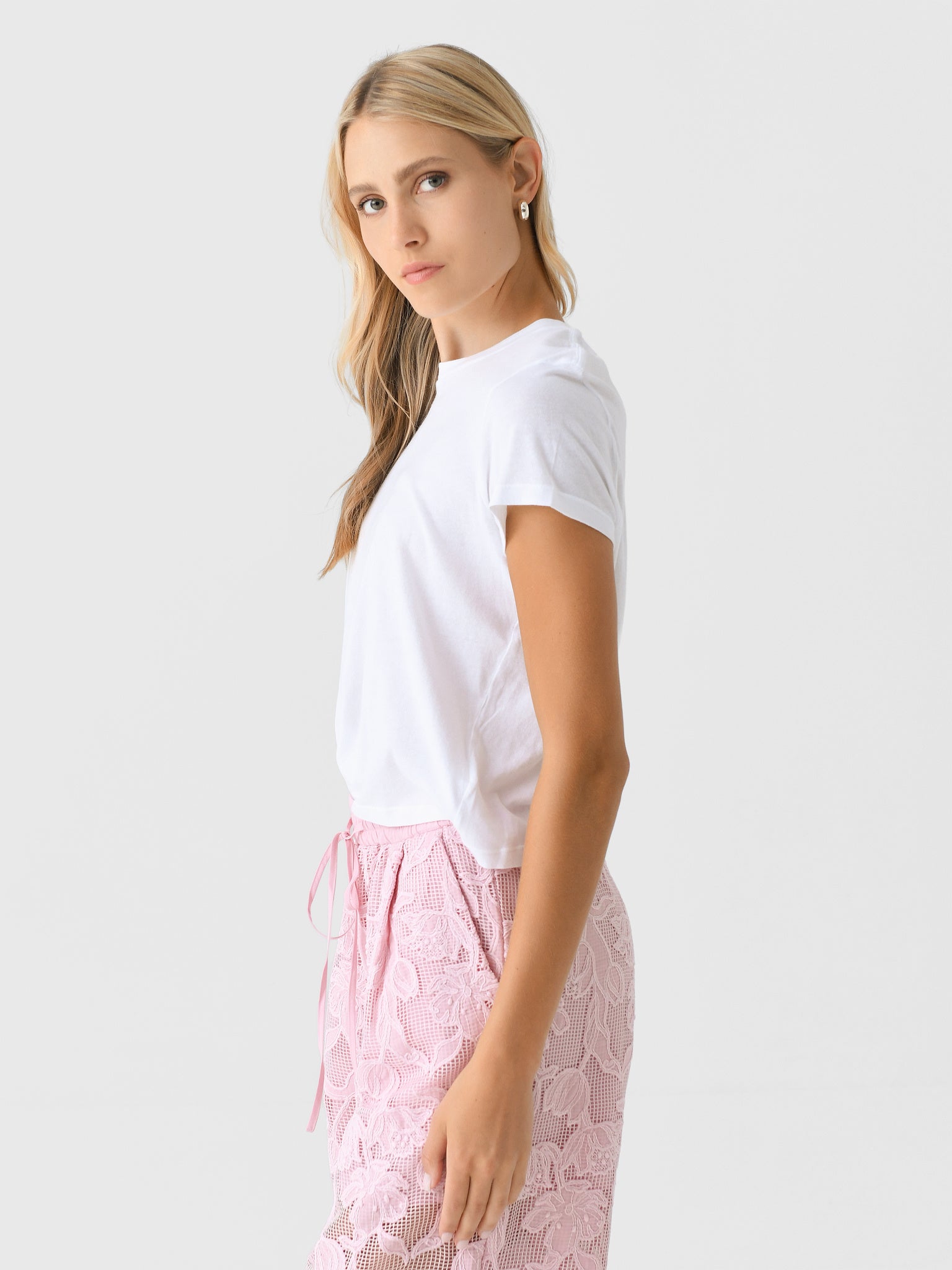 9372-1642xWHITE-alt2