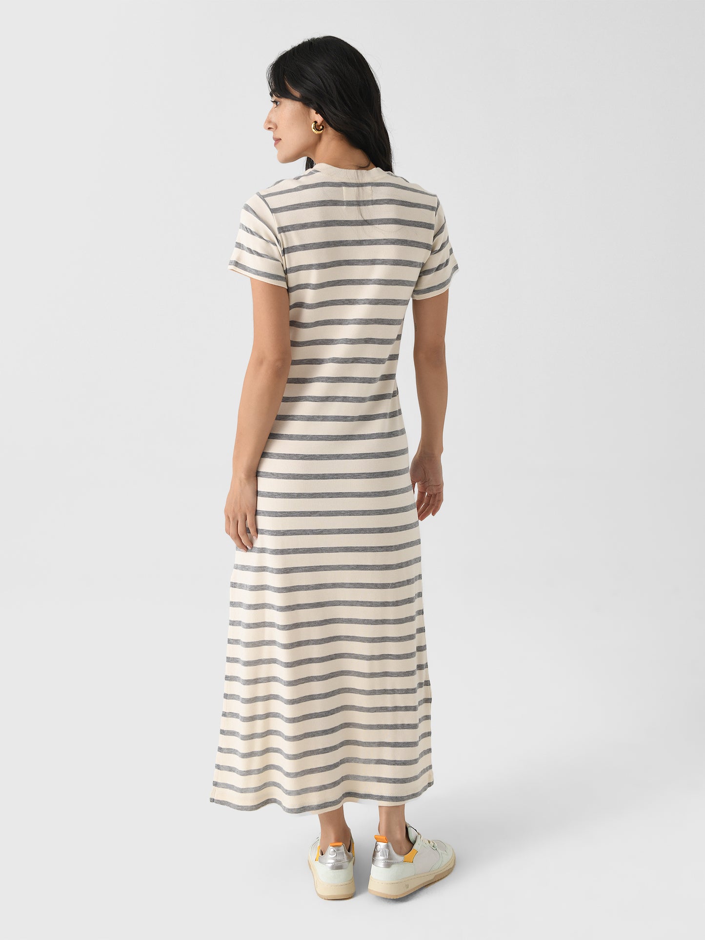 9375-1667xCAMPANULASTRIPE-alt2