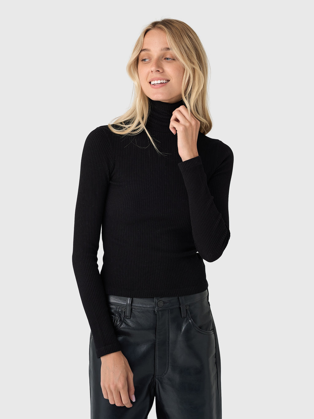 Citizens Of Humanity Women's Caradene Turtleneck - Saint Bernard