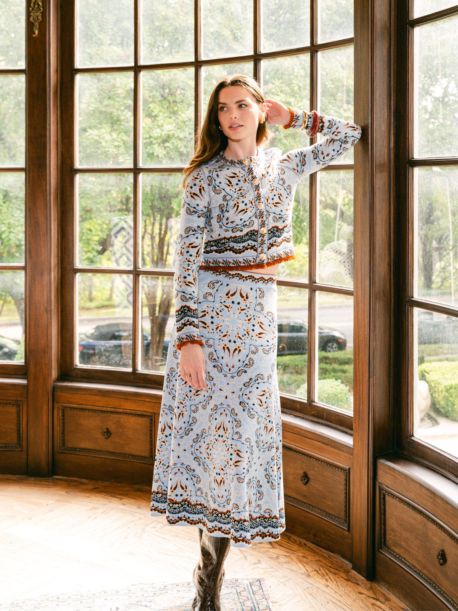 963_xPAISLEYSCARF-alt1